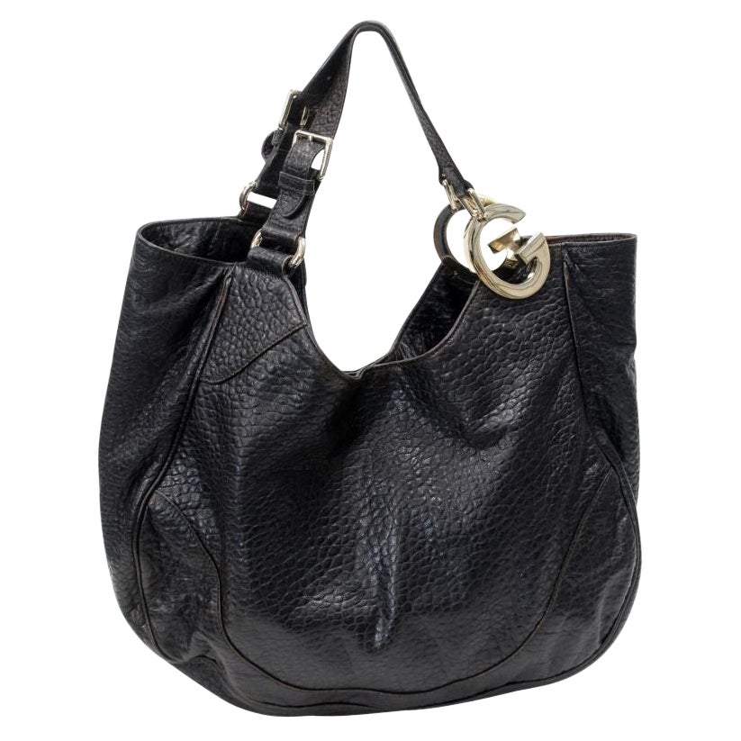 Gucci Hobo Große geraffte Monogramm-Umhängetasche GG-0928P-00015