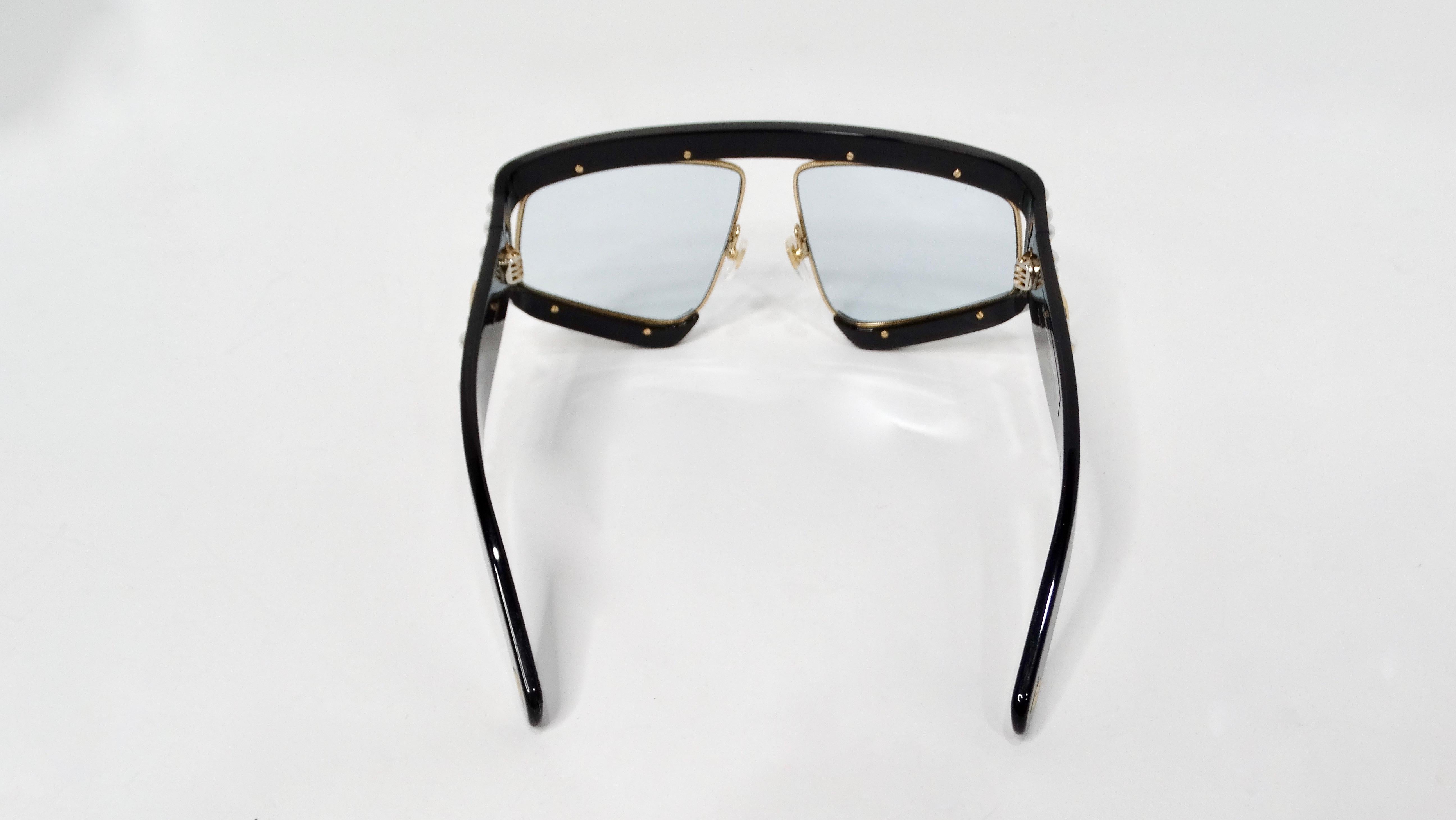 Gucci Hollywood Forever Pearl Acetate Tinted Oversized Mask Sunglasses For Sale 1