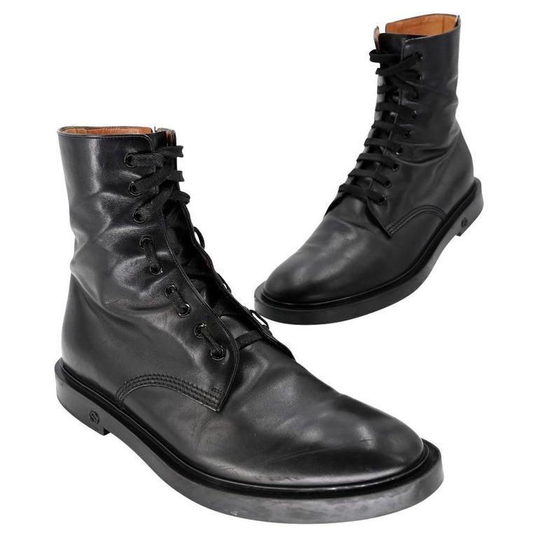 Gucci Homme Navigate GG 9 Leather Hi Laced Combat Boots GG-S0225P-0004 at  1stDibs