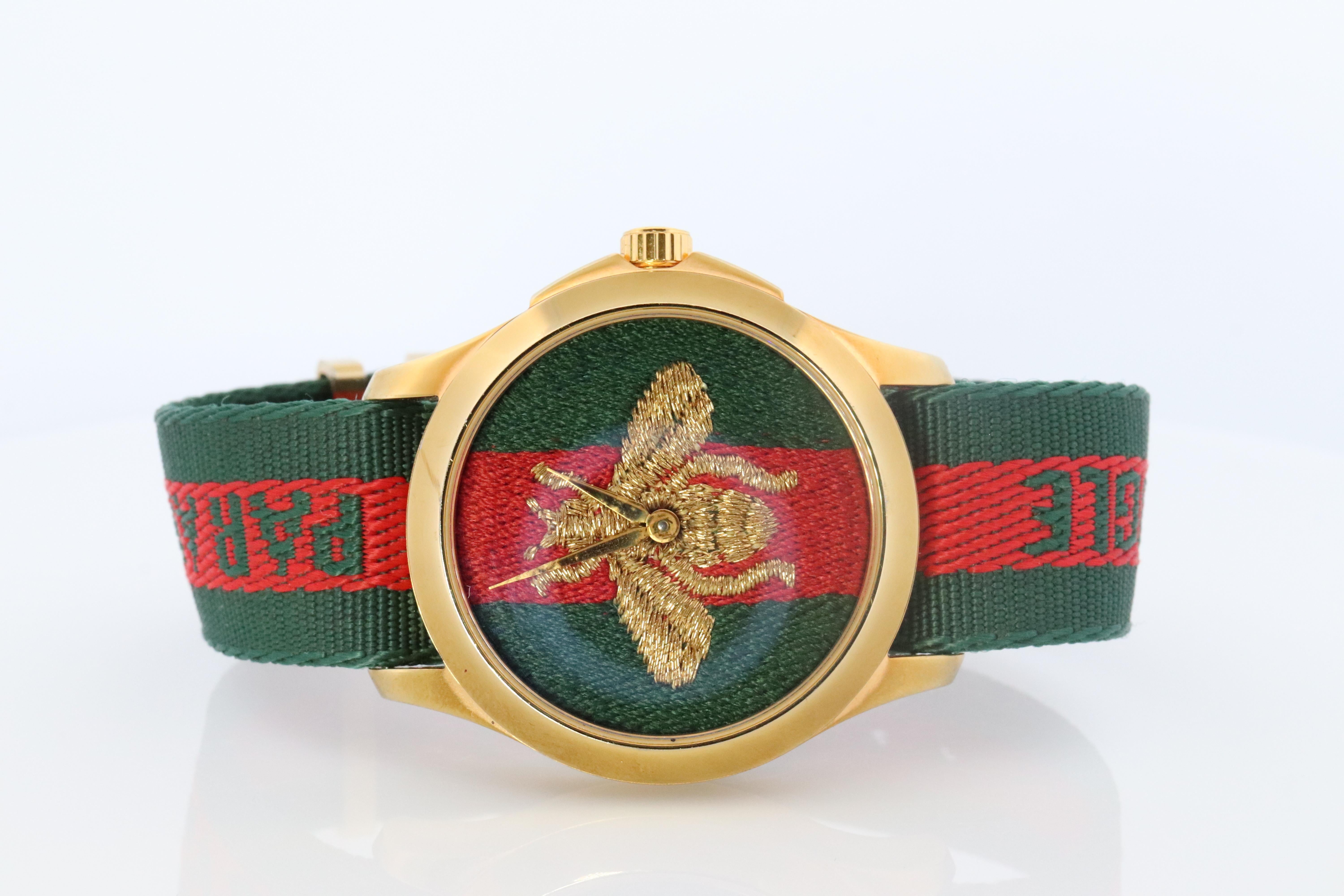 Genuine Gucci Watch.

Honey Bee Dial
Le Marché De Merveille



Condition: New battery. Excellent Condition. 


Details:
38mm round Case.