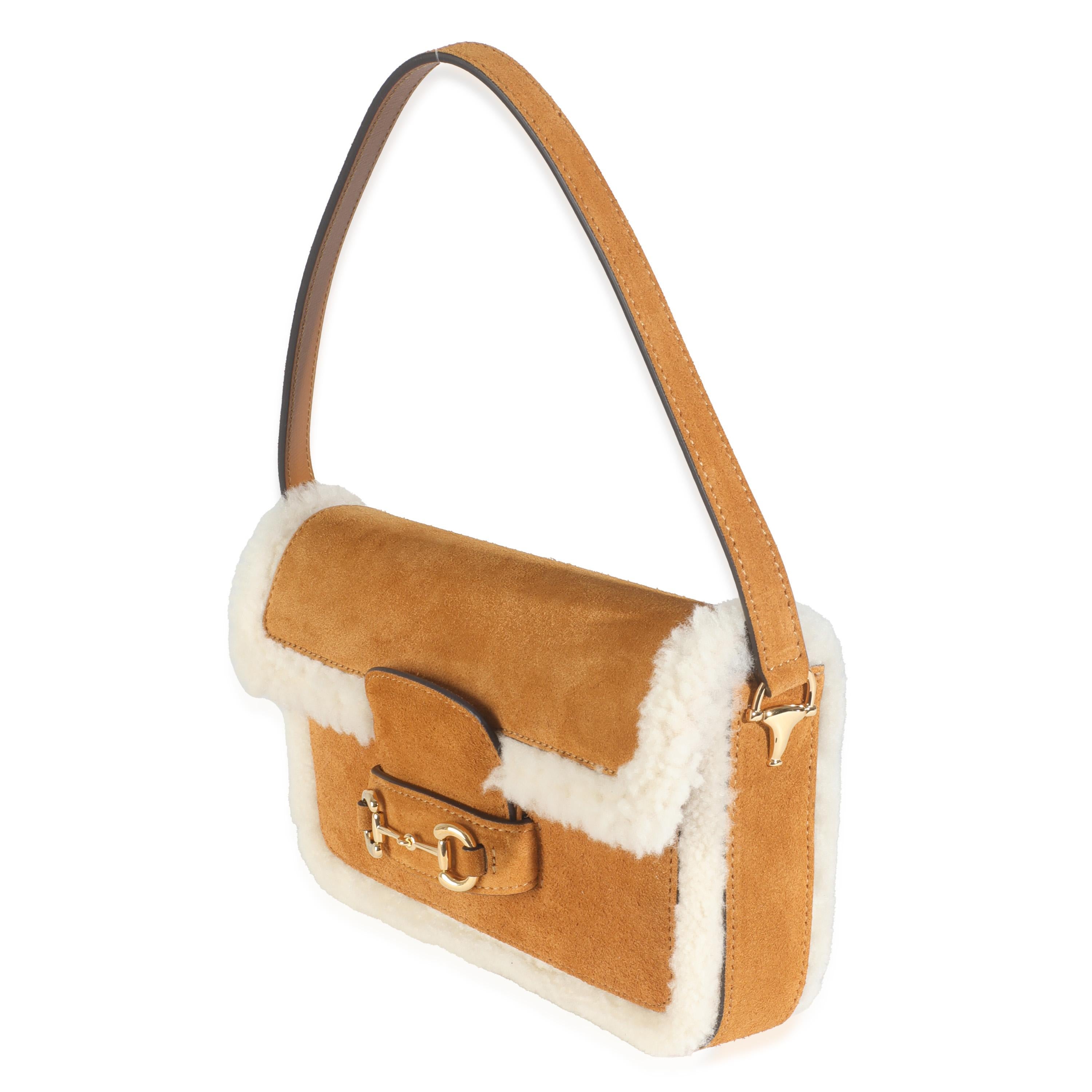 Gucci Honey Beige Wildleder Shearling Horsebit Mini 1955 Umhängetasche im Zustand „Hervorragend“ im Angebot in New York, NY