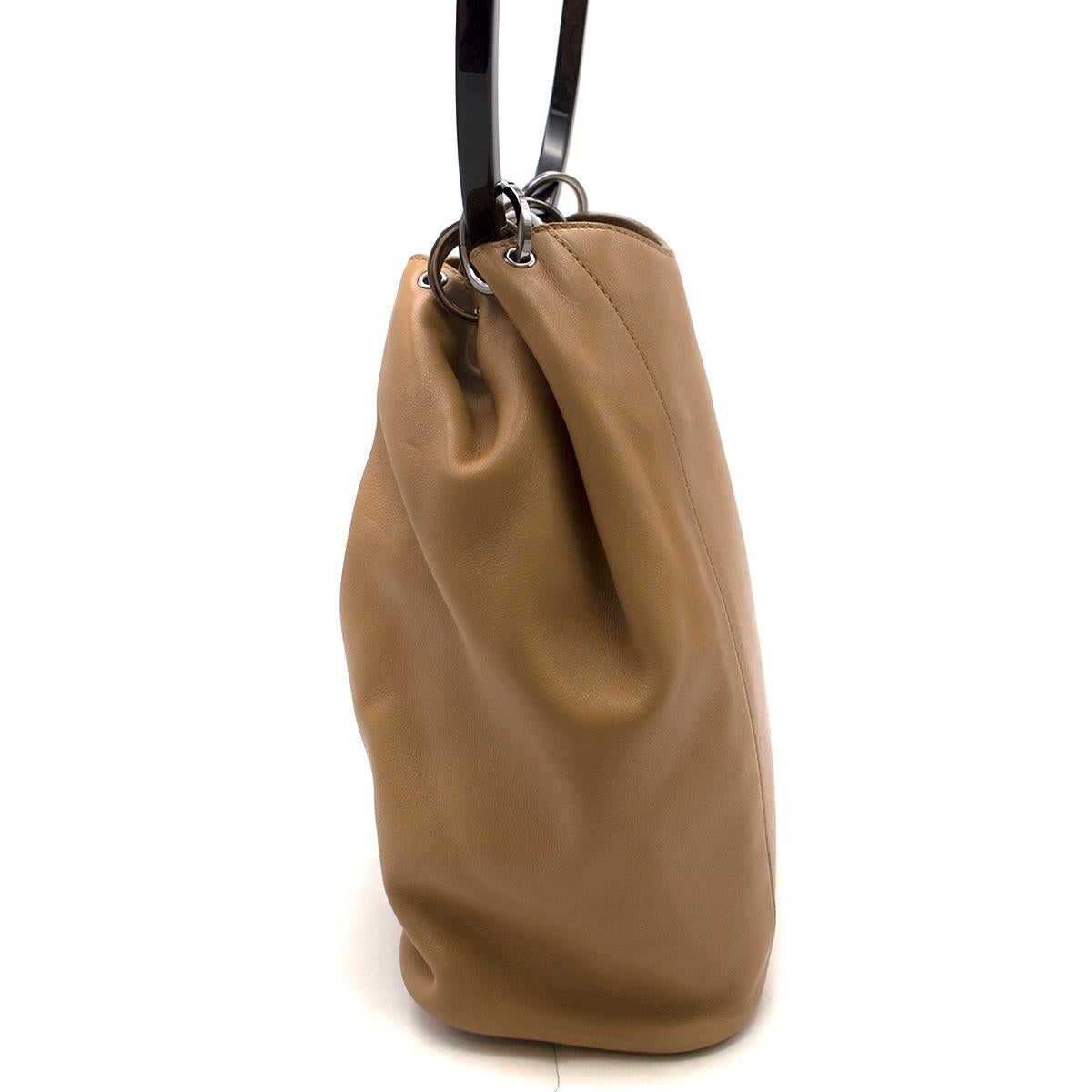 Brown Gucci hoop-handle leather bucket bag