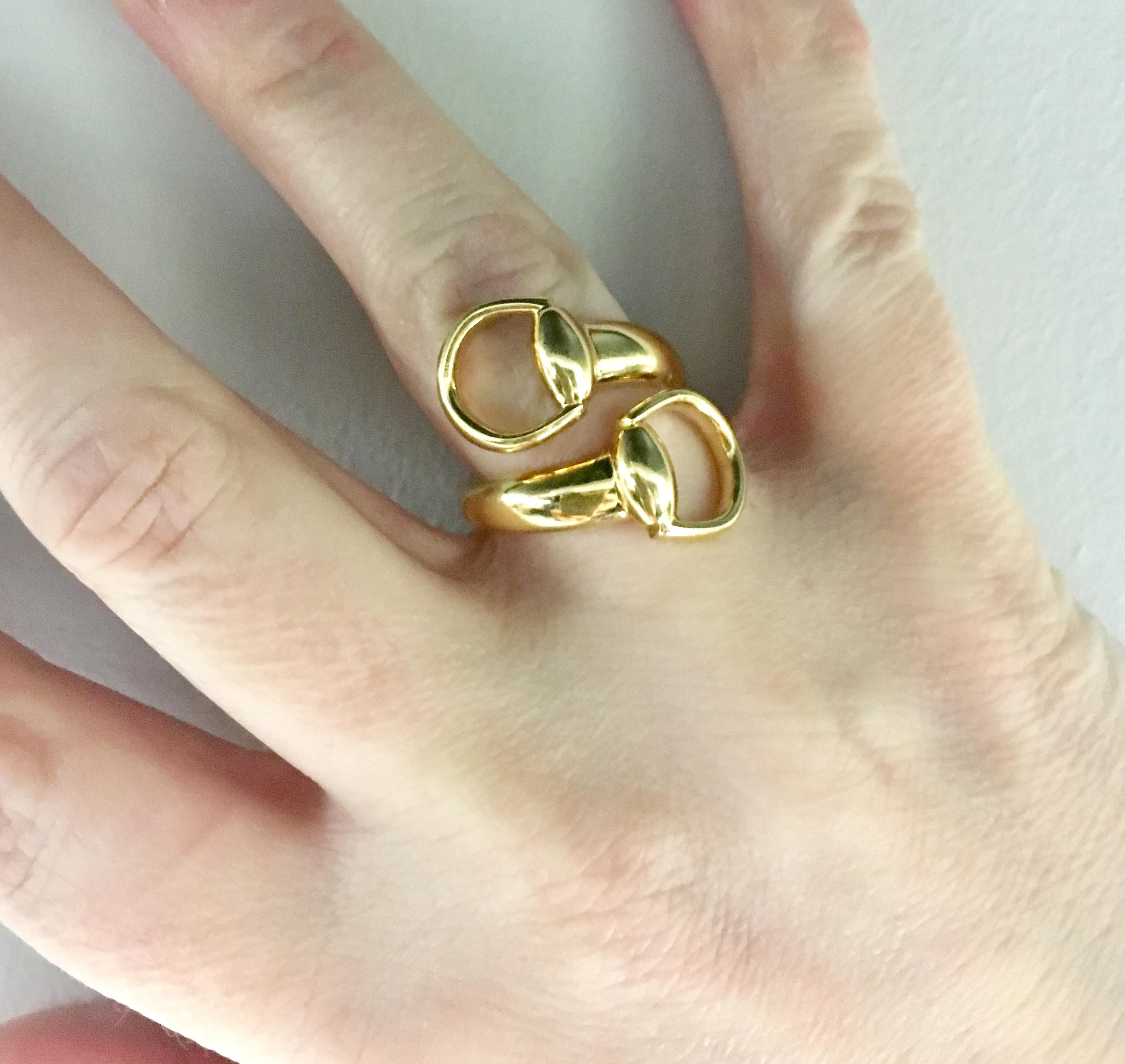 Contemporary Gucci Horsebit 18 Karat Yellow Gold Ring For Sale