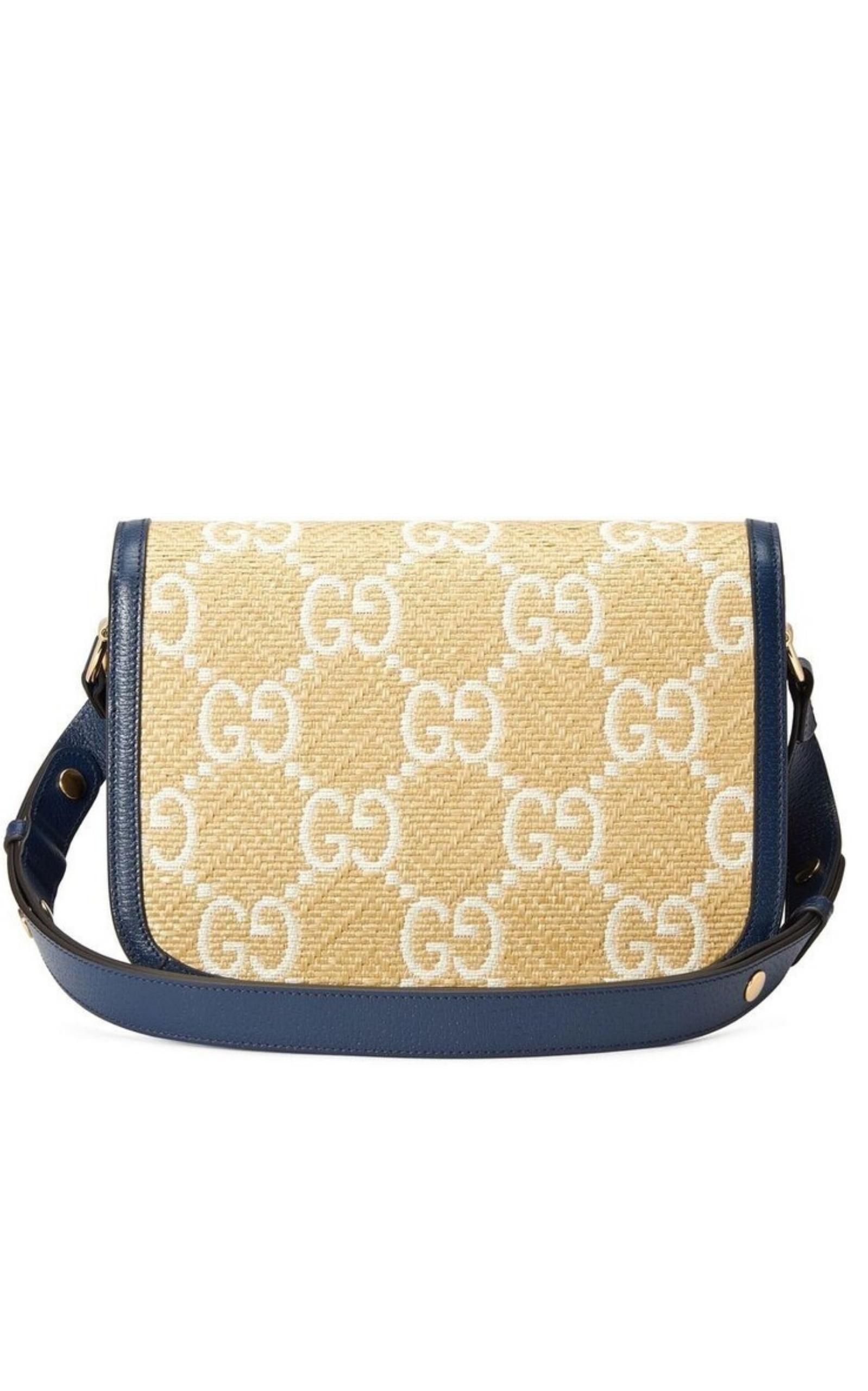Beige Gucci Horsebit 1955 Blue Raffia Shoulder Bag For Sale