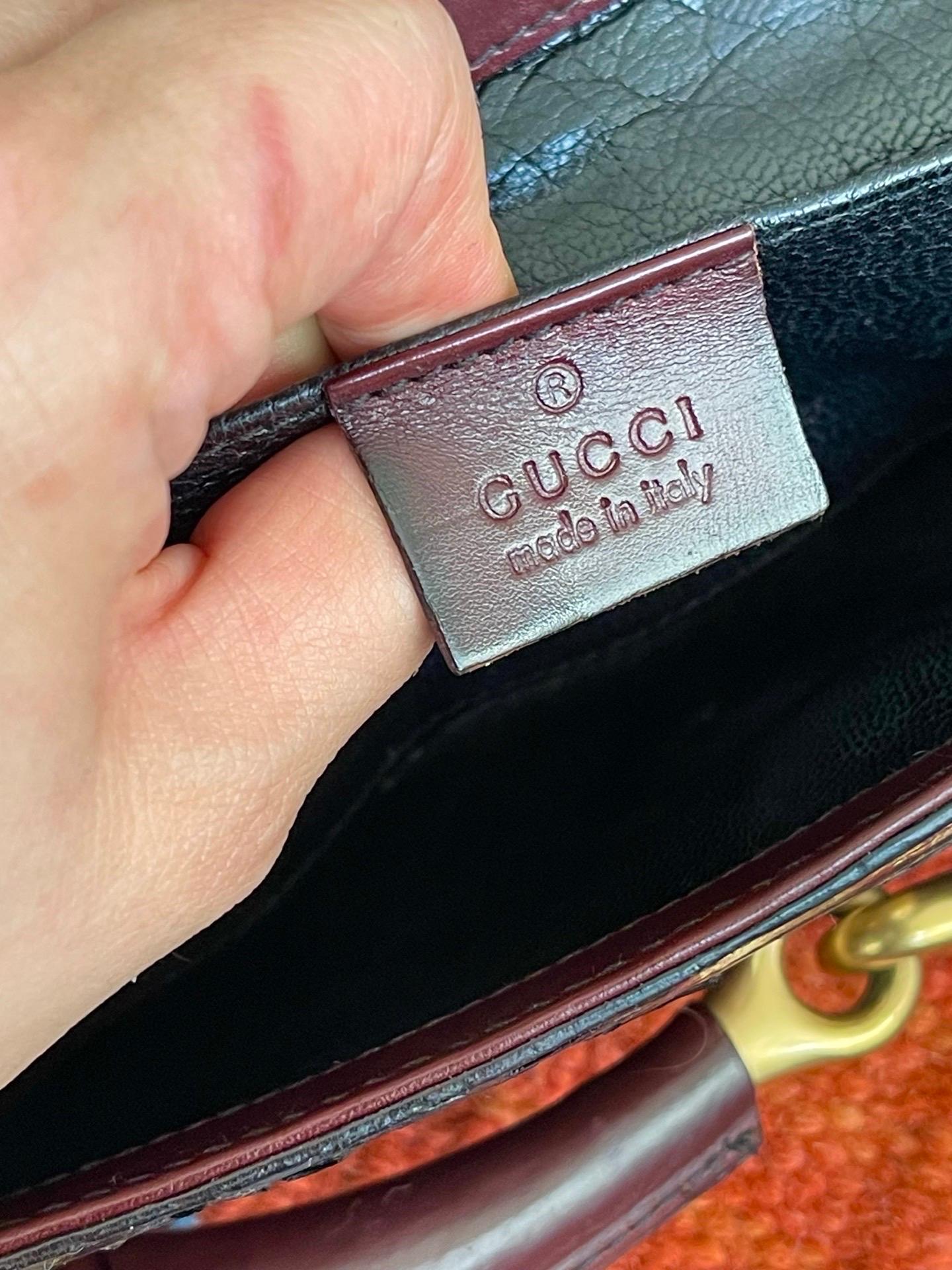 Gucci Horsebit 1955 Chain Bag Black and Burgundy Leather Large Shoulder Bag For Sale 9