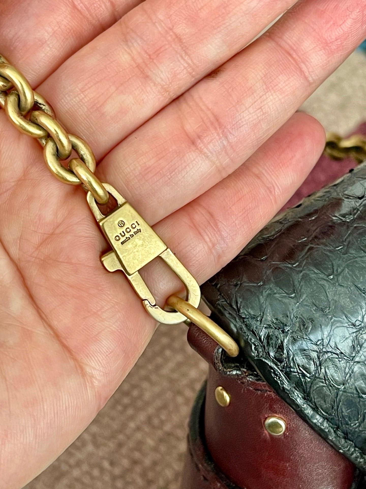Gucci Horsebit 1955 Chain Bag Black and Burgundy Leather Large Shoulder Bag For Sale 4