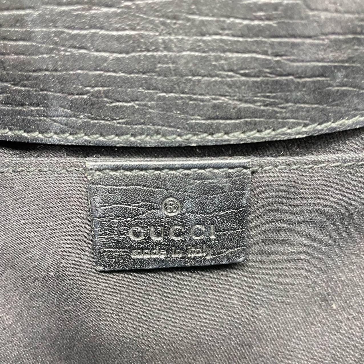 Gucci Horsebit 1955 Chain Cloth Black Gucci Monogram with Iconic Gucci Strip For Sale 6