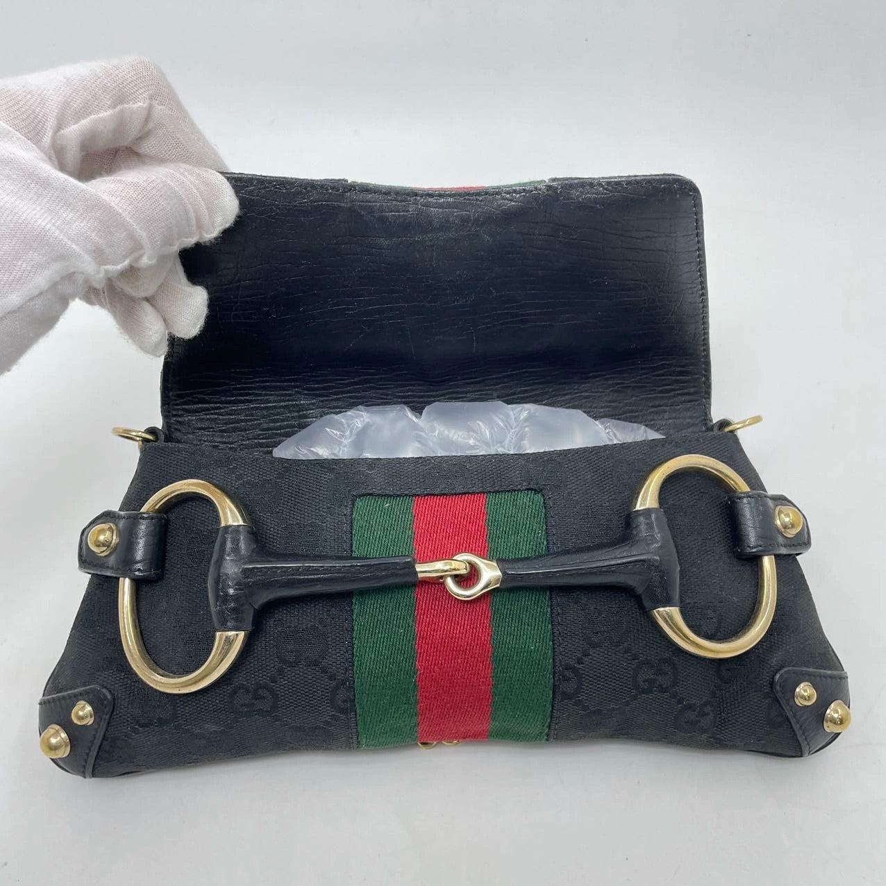 Gucci Horsebit 1955 Chain Cloth Black Gucci Monogram with Iconic Gucci Strip For Sale 4