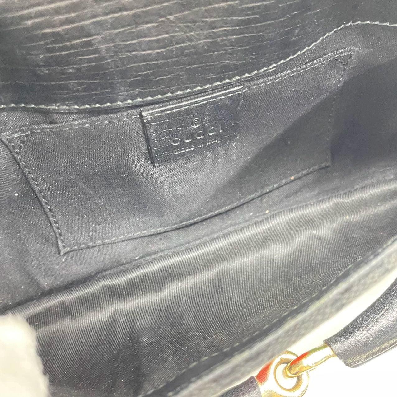 Gucci Horsebit 1955 Chain Cloth Black Gucci Monogram with Iconic Gucci Strip For Sale 5