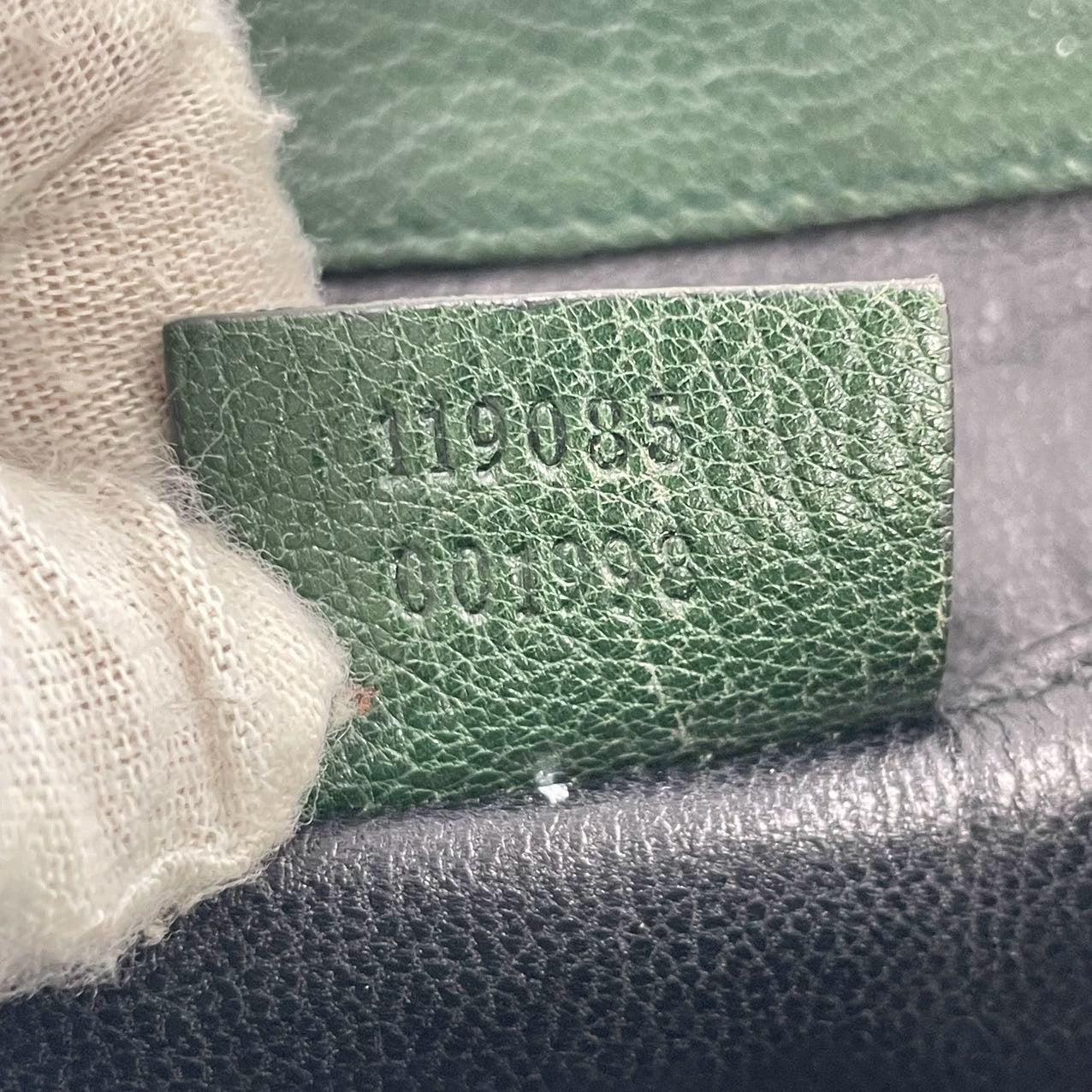 Gucci Horsebit 1955 Cadena Piel Verde y Tachuelas Doradas en venta 4