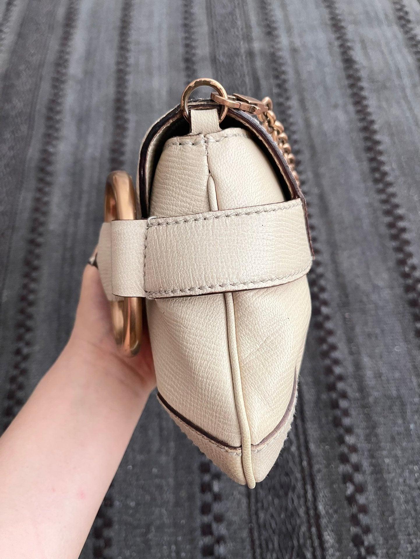 Gucci Horsebit 1955 grand sac à bandoulière en cuir blanc 4
