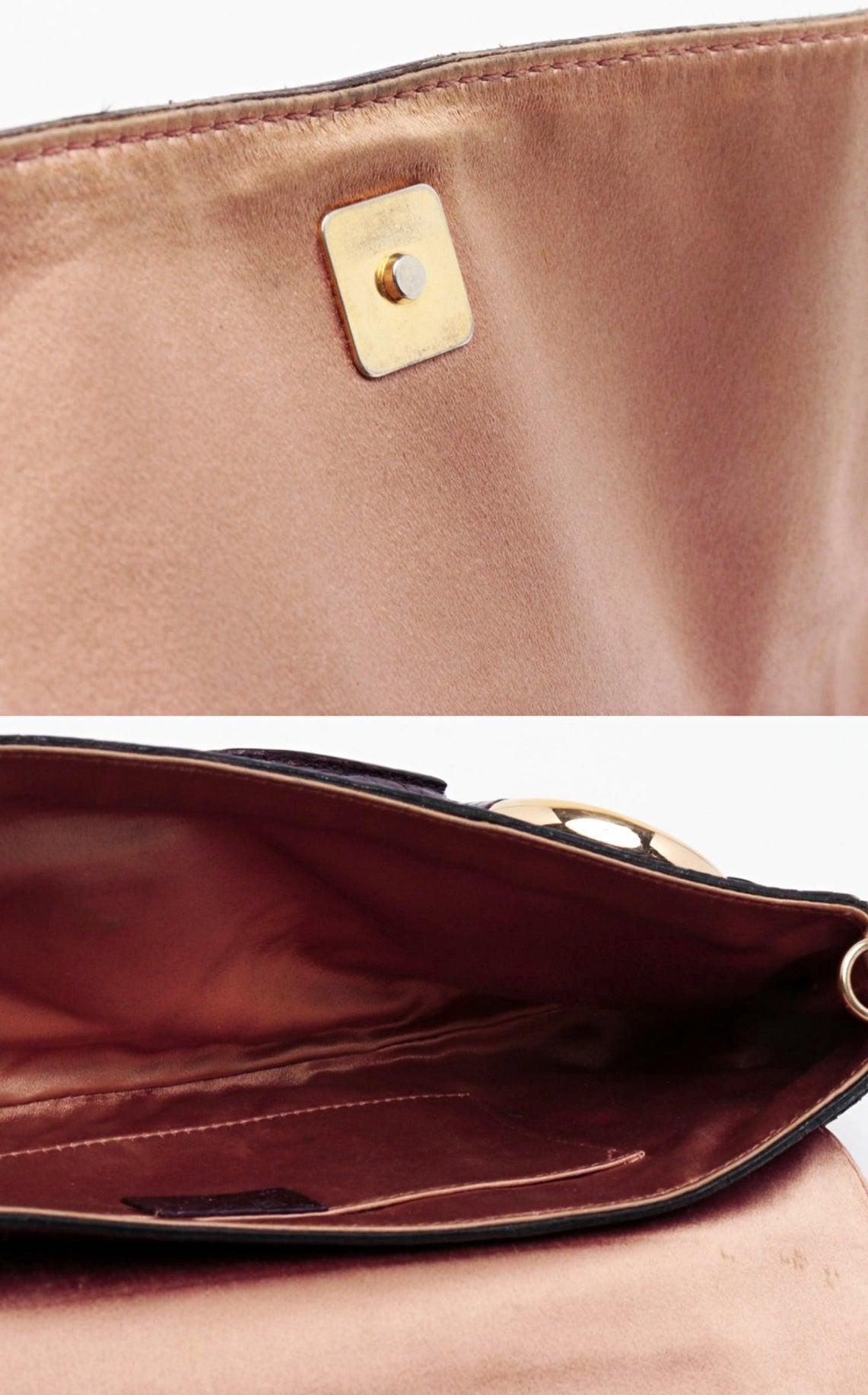 Gucci Horsebit 1955 Bolso de hombro grande de piel de lagarto púrpura metalizada 4