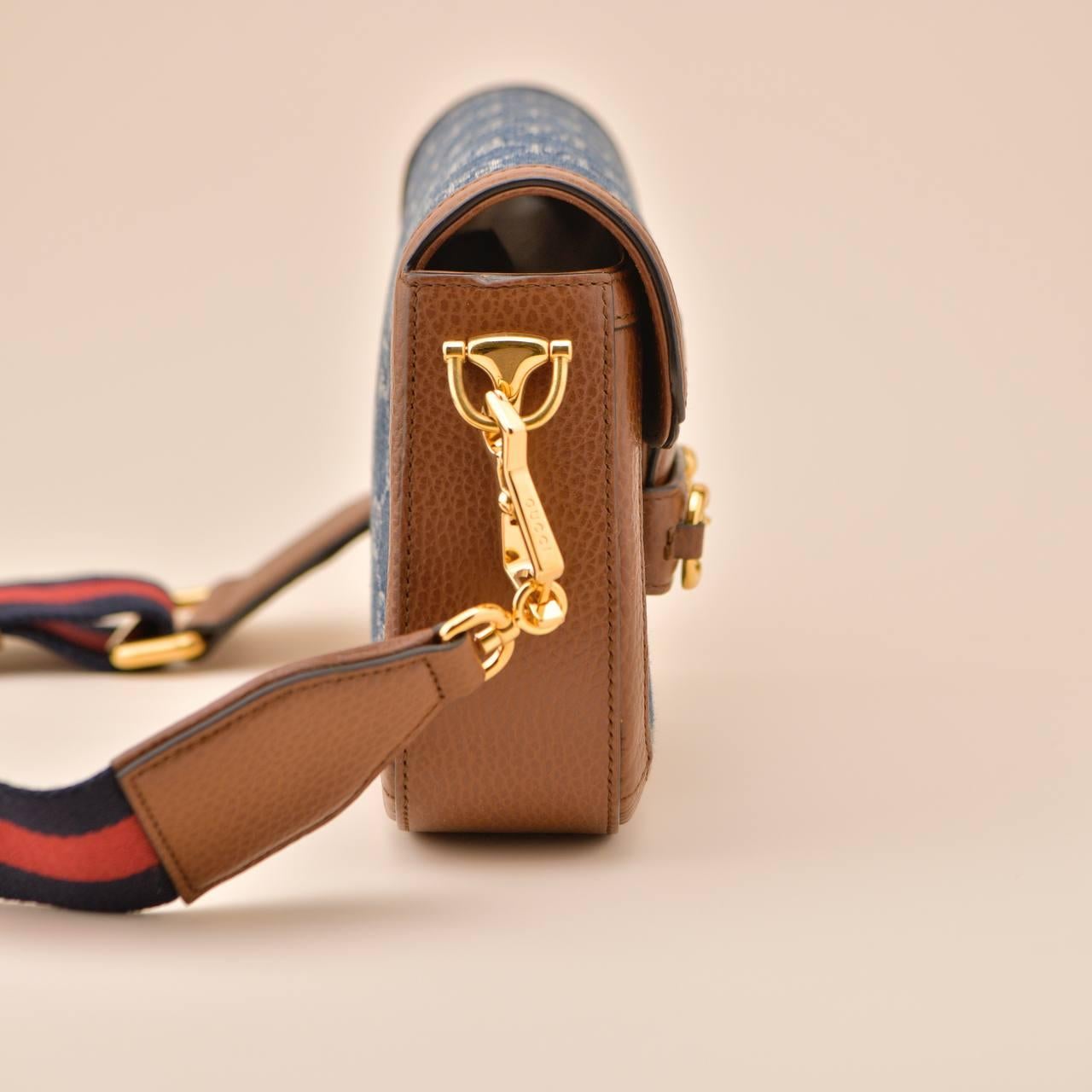 Petit sac à main Gucci Horsebit 1955 Monogram Denim Crossbody en vente 1