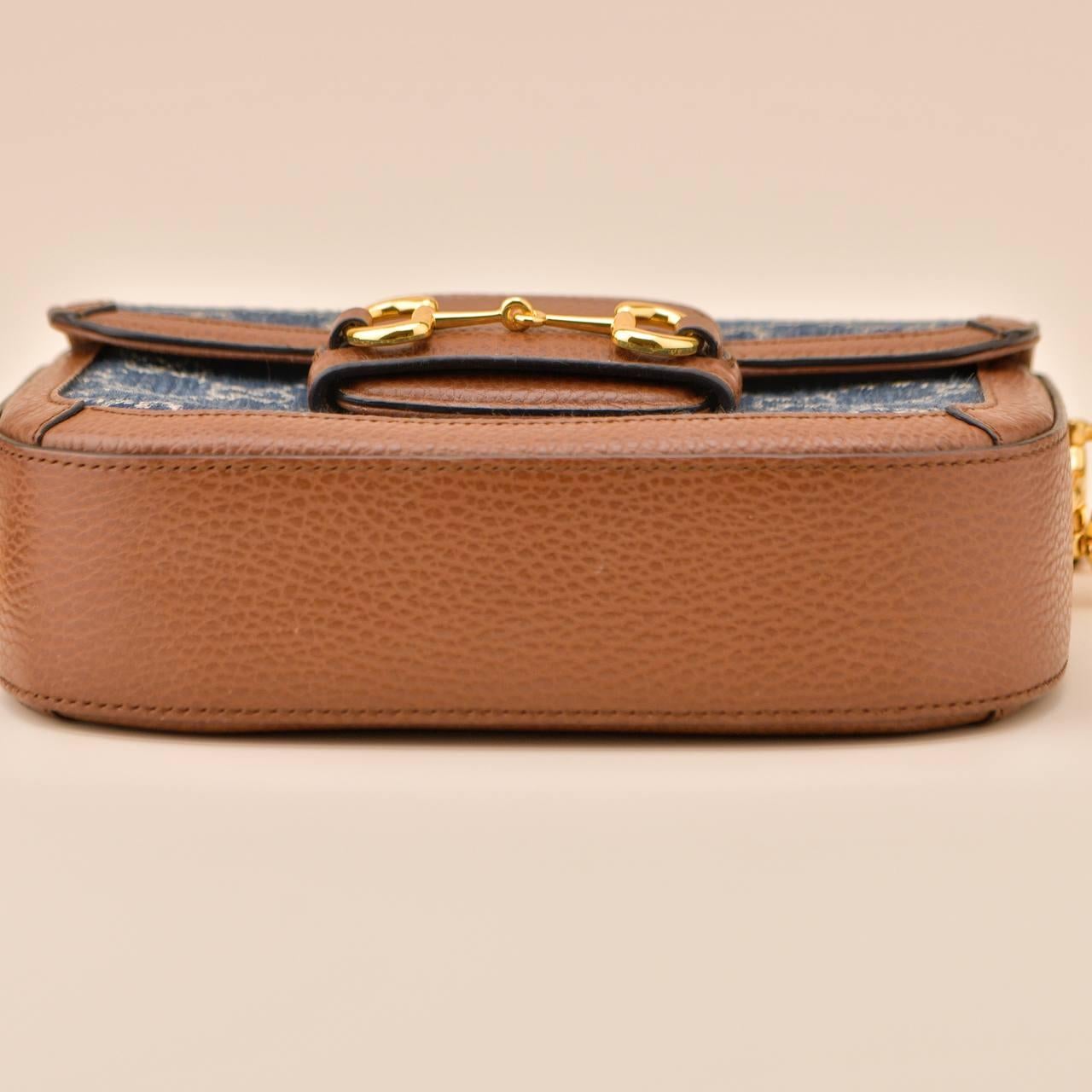 Petit sac à main Gucci Horsebit 1955 Monogram Denim Crossbody en vente 2