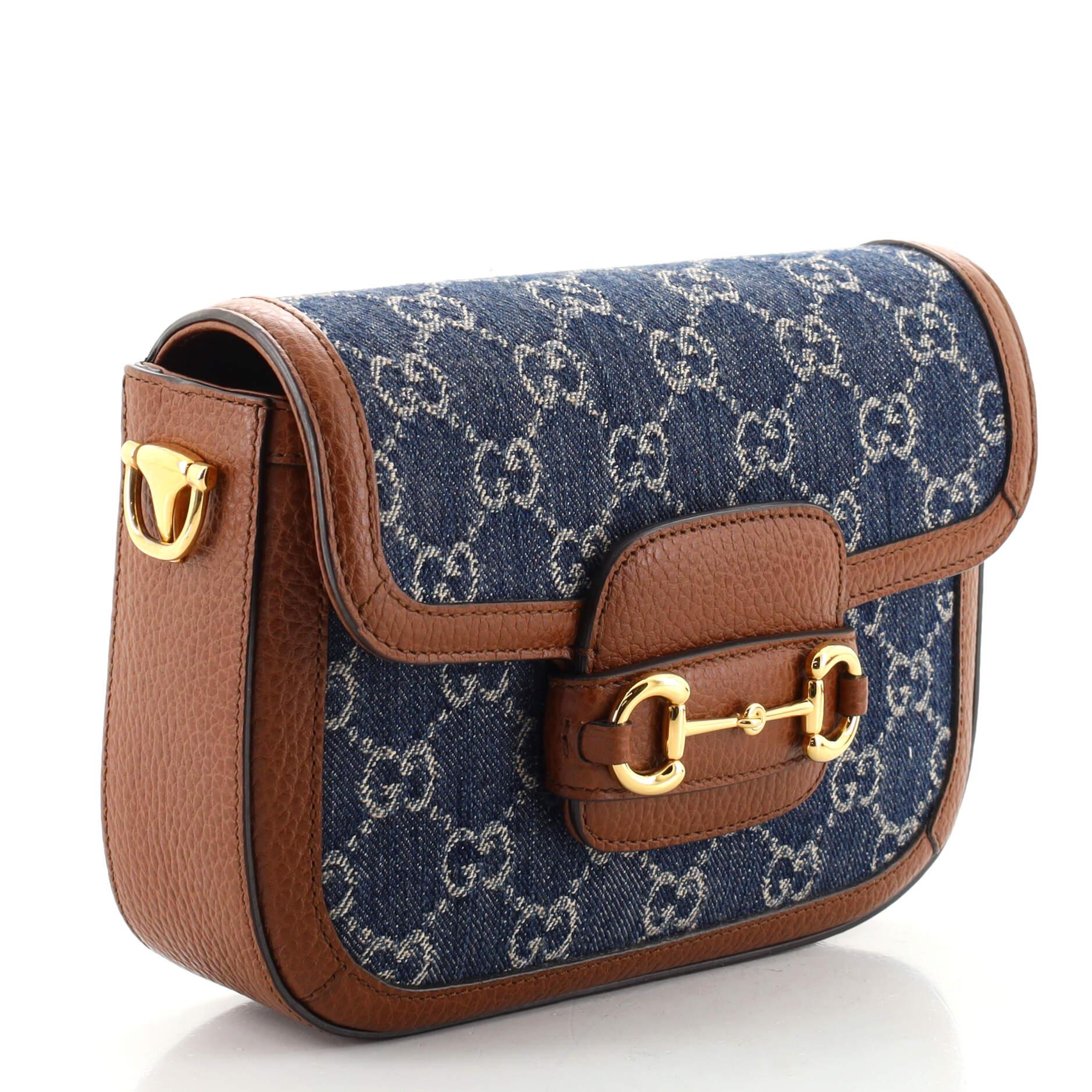 Condition: Excellent. Scratches on hardware.
Accessories: Extra Strap, Detachable Strap, With Strap
Measurements: Height 6