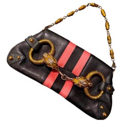 Gucci Horsebit 1955, klein, schwarzes Leder, mit verzierter Schlangenkopfschnalle