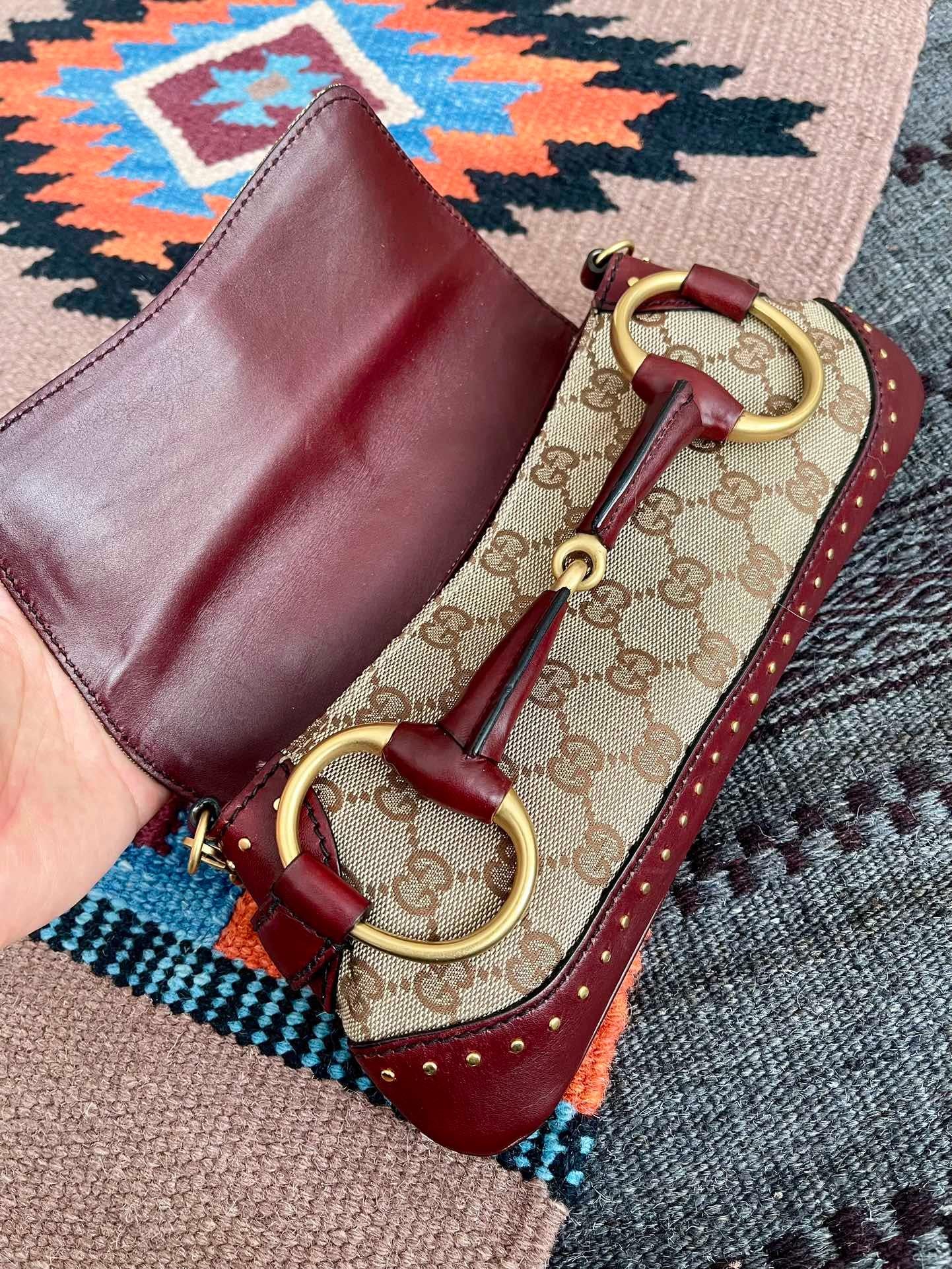Gucci Horsebit 1955 Small Cloth Beige Monogram Burgundy Leather Shoulder bag 4