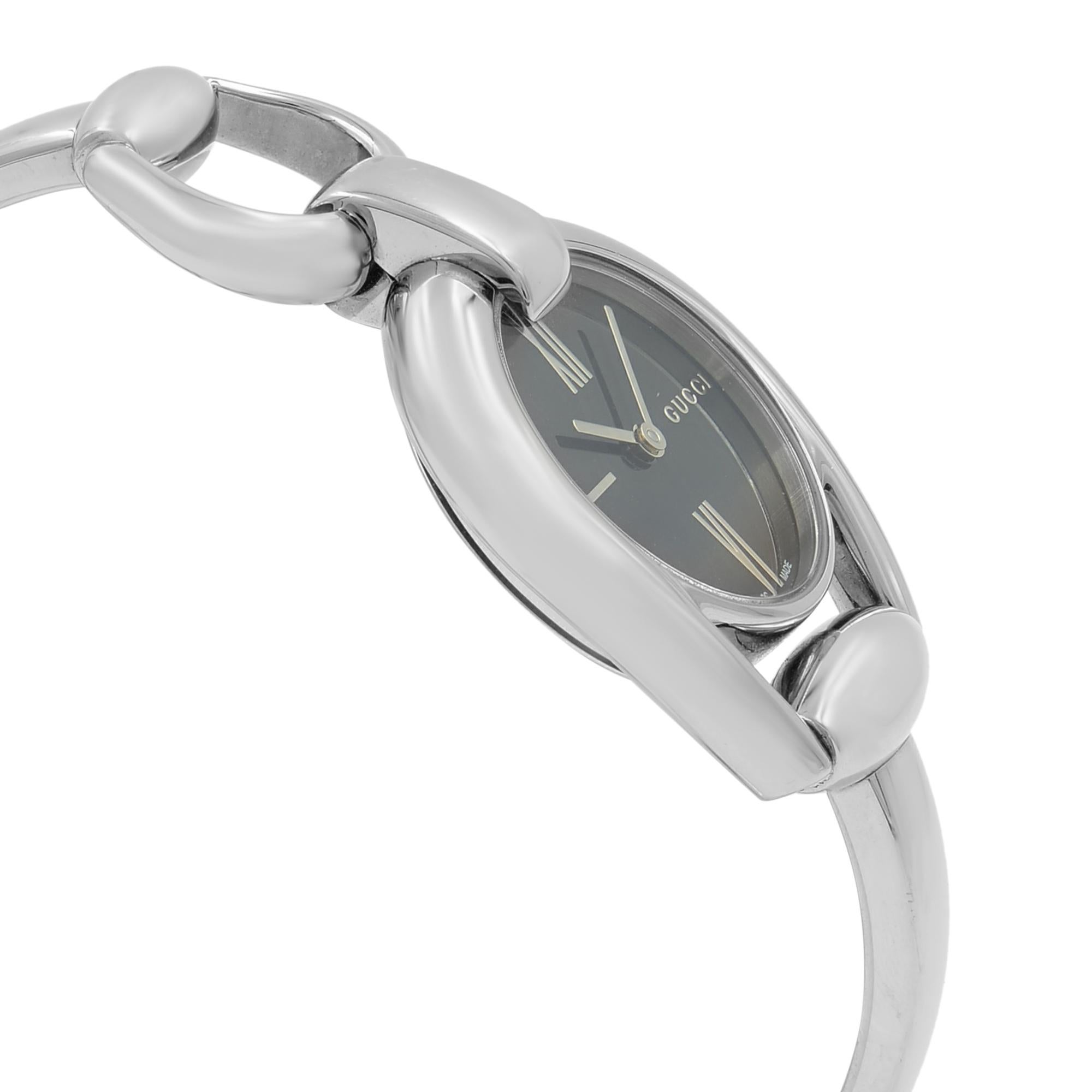  Gucci Horsebit - Montre-bracelet pour femme en acier quartz et nacre noire YA139503 Pour femmes 