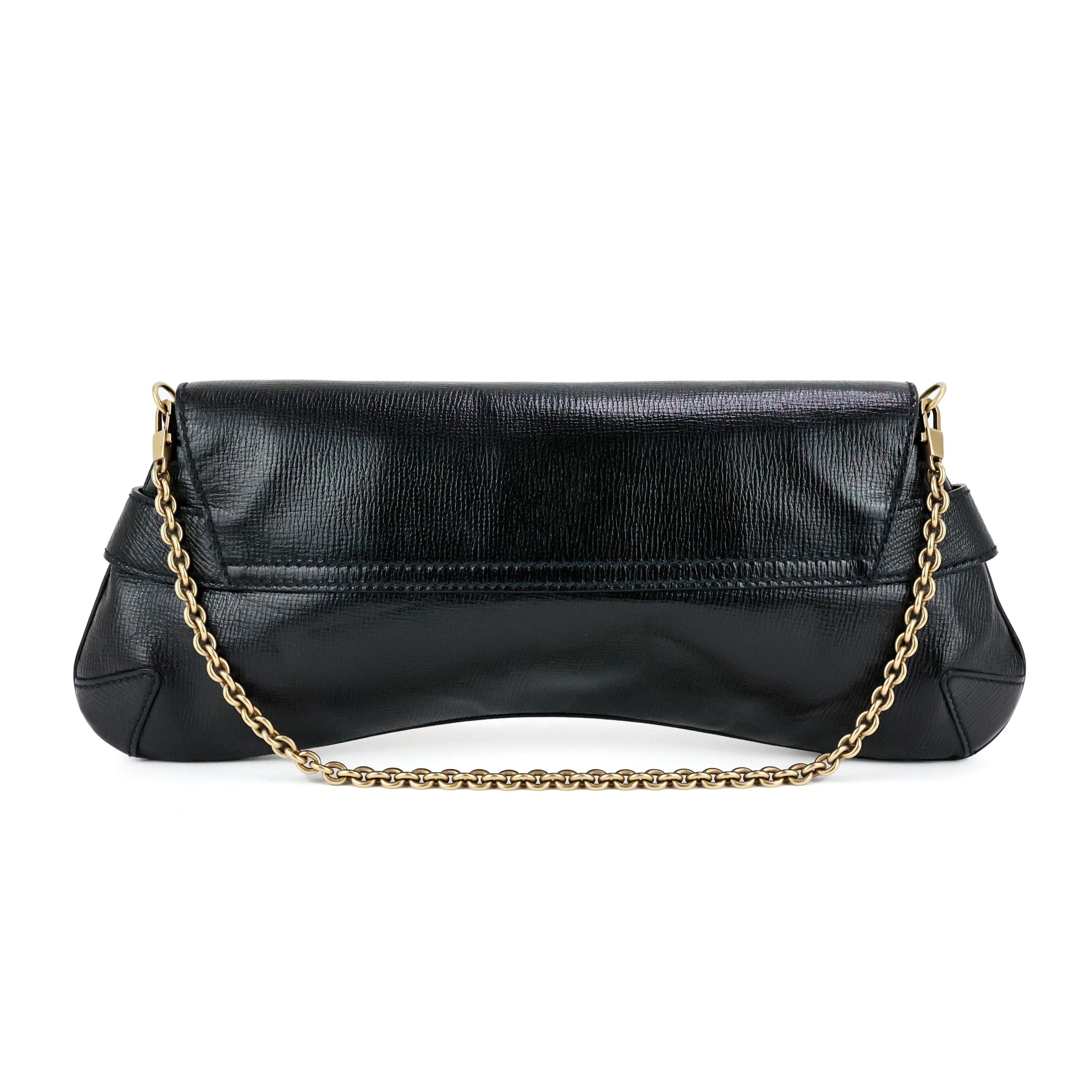 Gucci by Tom Ford horsebit bag in premium black leather and gold hardware.


Condition:
Excellent.


Measurements:
38cm x 15cm

Packing/accessories:
Dustbag.