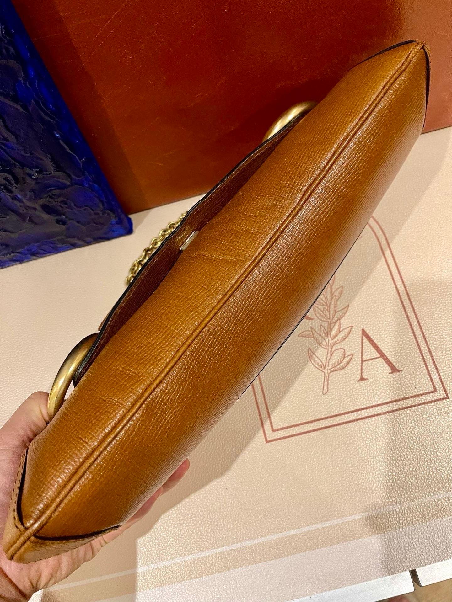 Gucci Horsebit Chain Shoulder Bag Large Tan Brown Leather For Sale 3