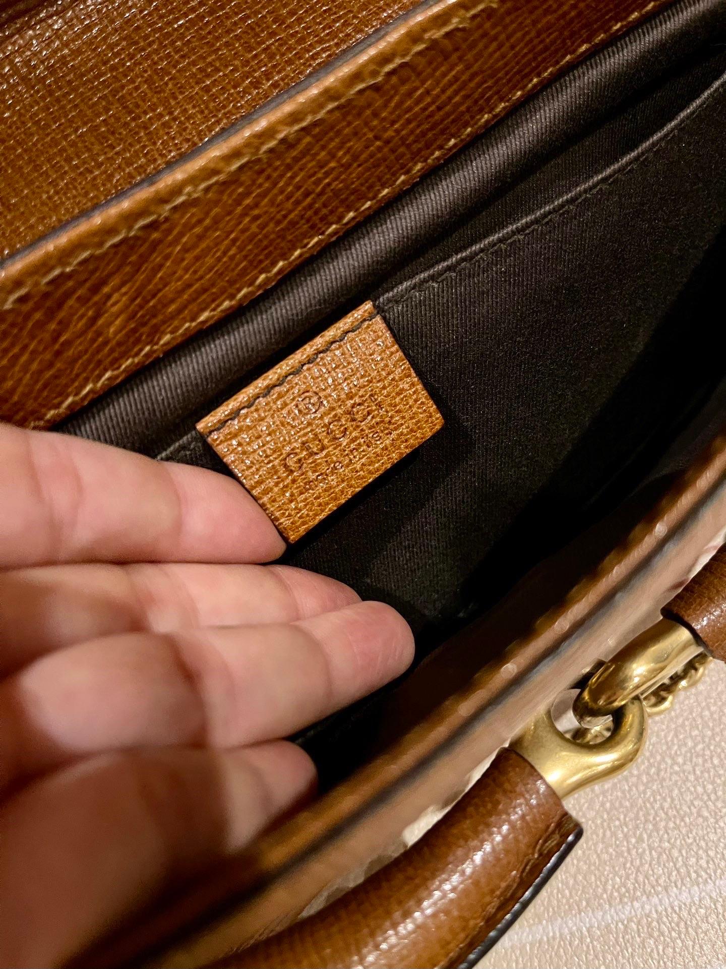 Gucci Horsebit Chain Shoulder Bag Large Tan Brown Leather For Sale 5