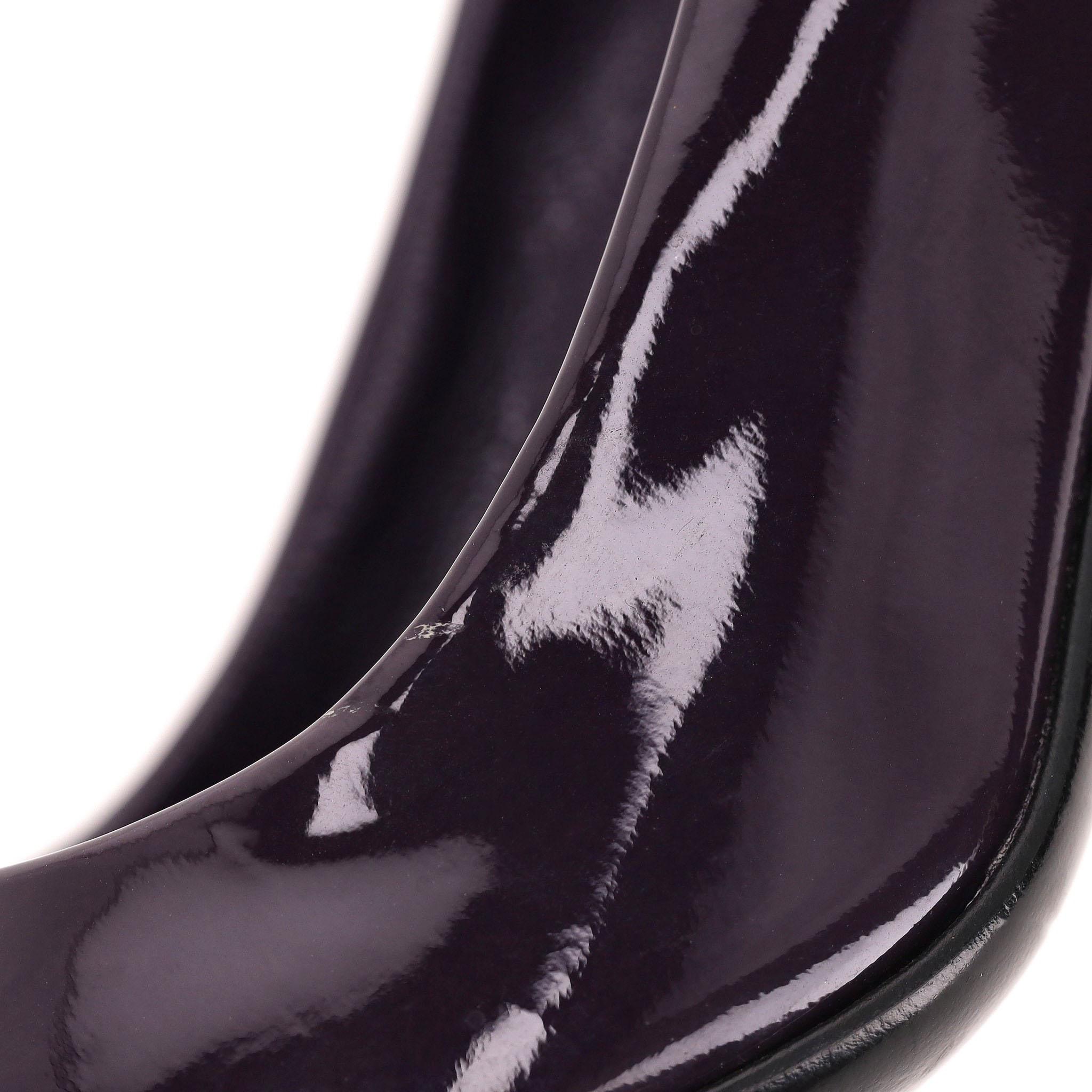 Gucci Horsebit Detail Patent Leather Pumps For Sale 6