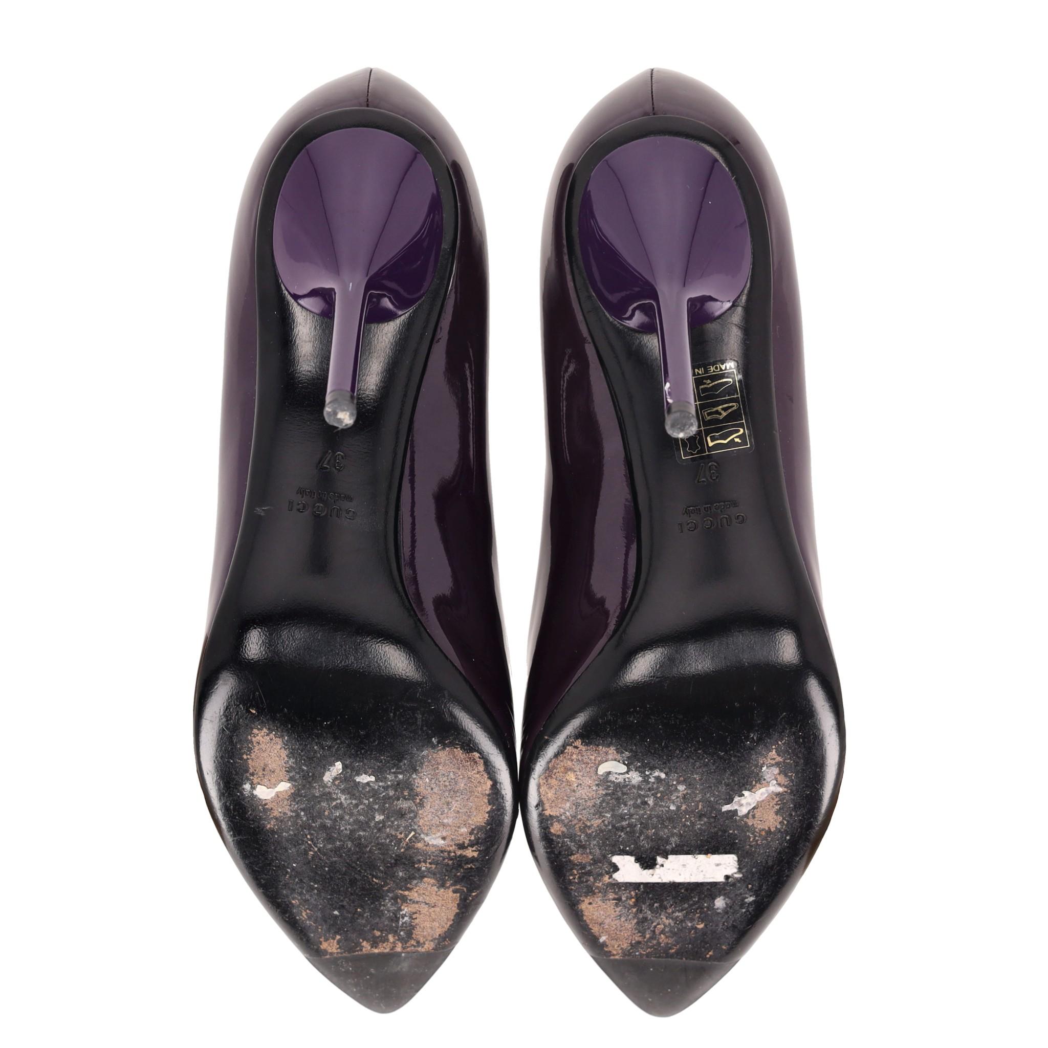 Women's Gucci Horsebit Detail Patent Leather Pumps For Sale