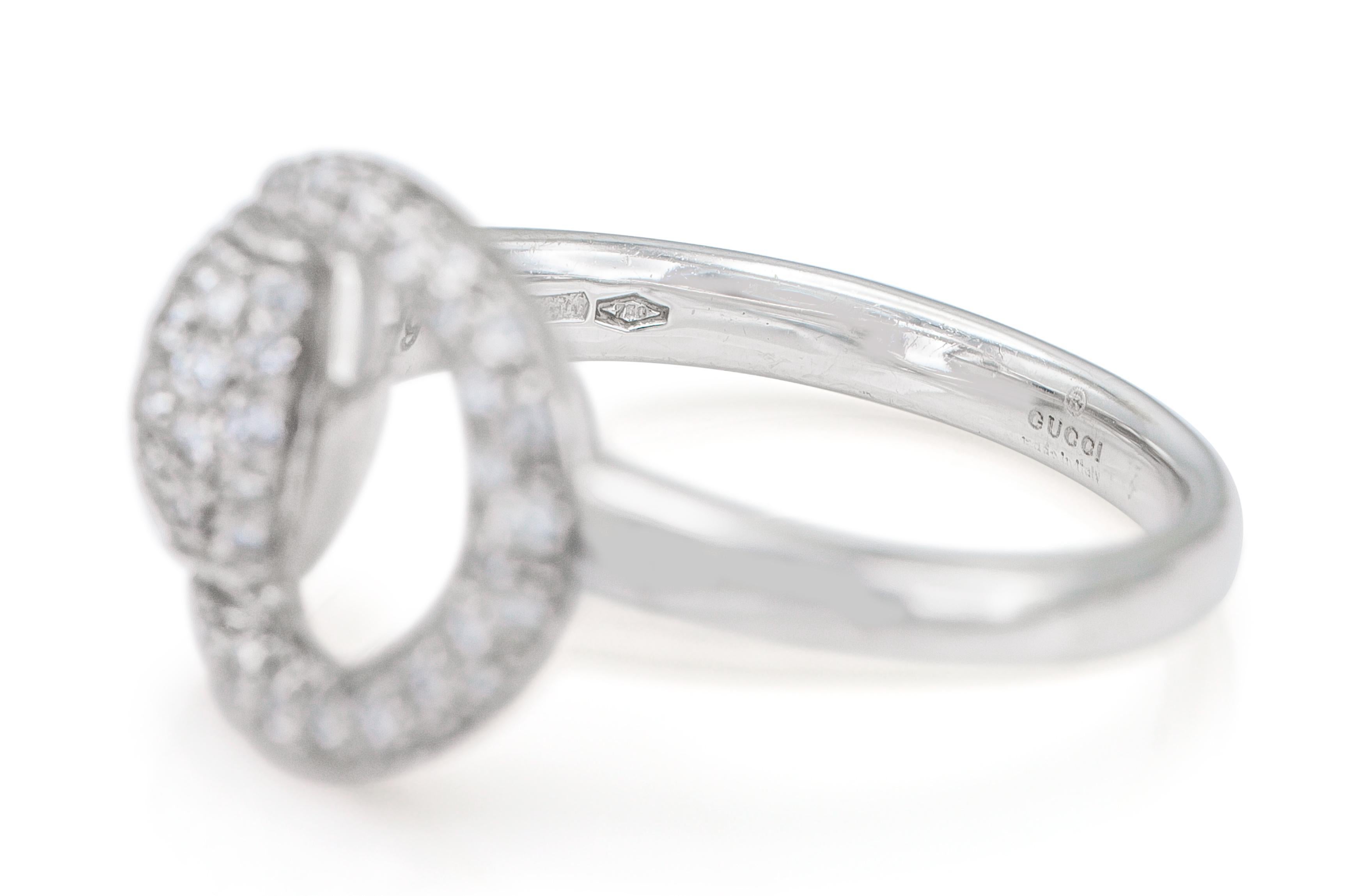 Bague à diamants Gucci en forme de mors de cheval Pour femmes en vente