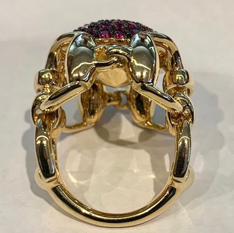 Brilliant Cut Gucci Horsebit Equestrian 18k Gold Cocktail Ring with Pink Sapphires