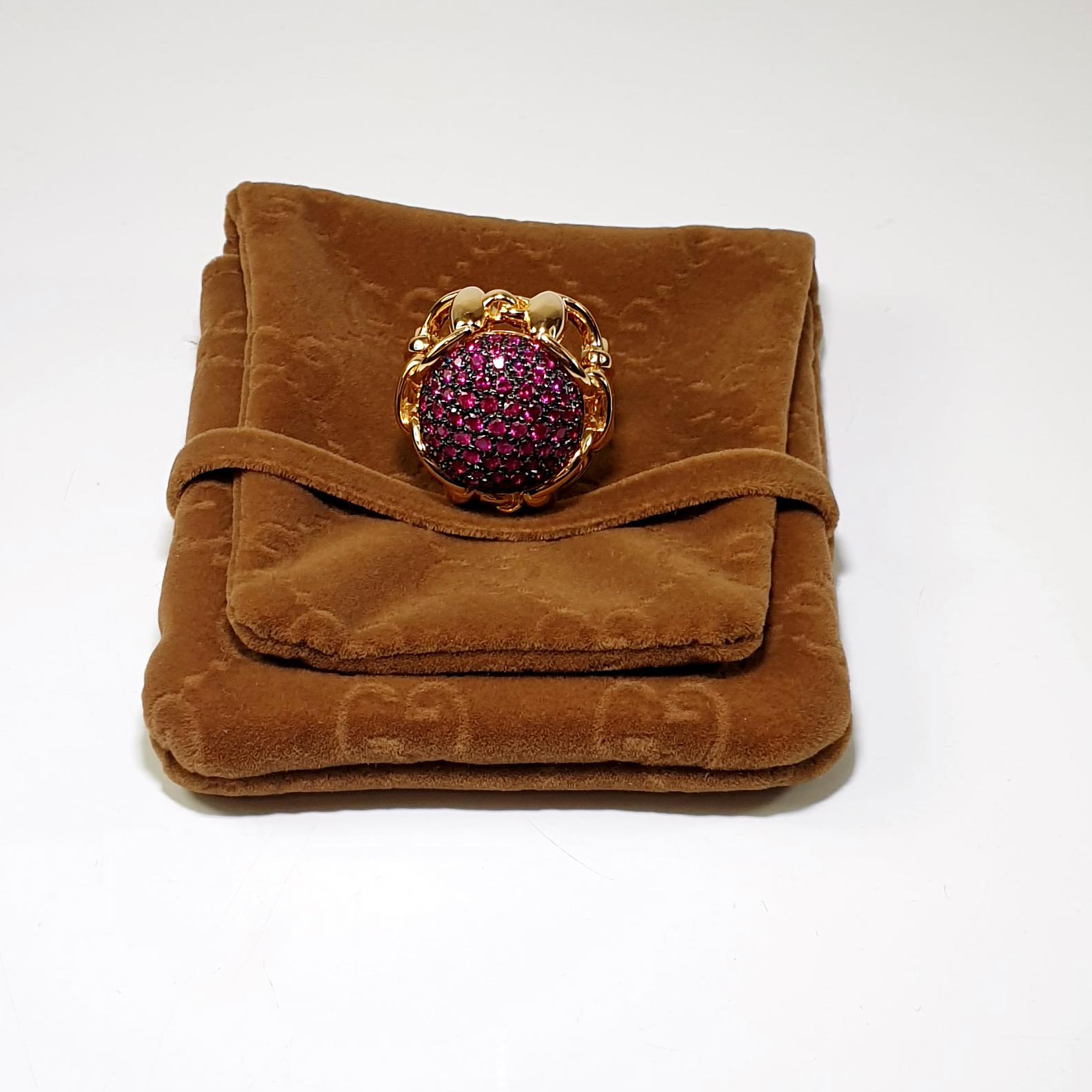Gucci Horsebit Reiter 18k Gold Cocktail-Ring mit rosa Saphiren 7
