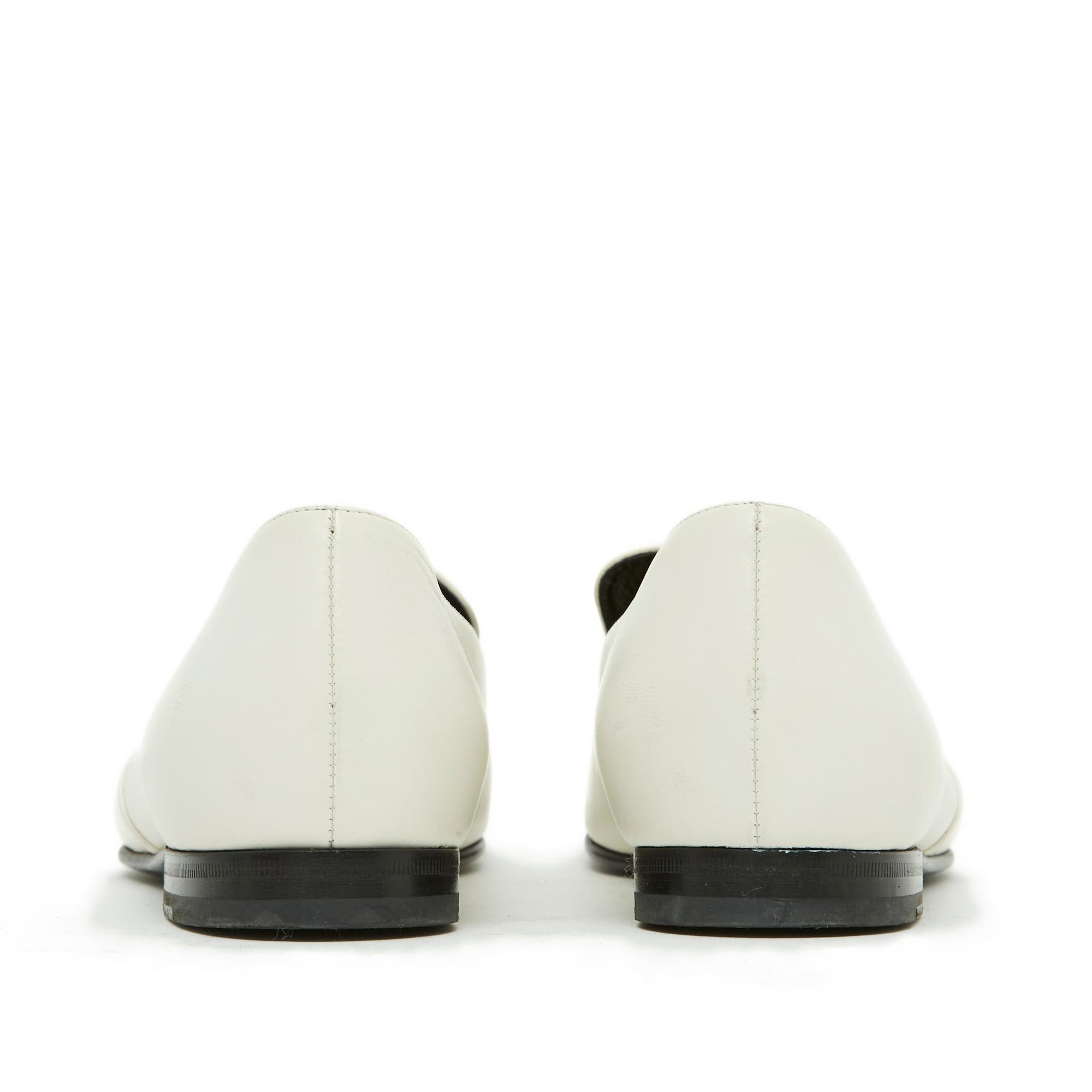 Gucci Horsebit Flats EU38 Weiß Leder Loafers US7.5 für Damen oder Herren im Angebot