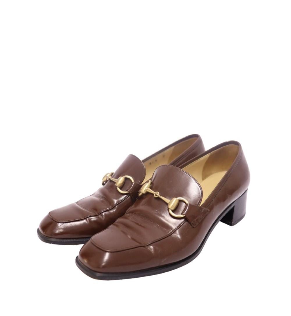 Gucci Horsebit Leather Loafers, features a 4.5cm block heel, horsebit detail and leather sole. 

Material: Leather
Size: EU 36.5
Heel Height: 4.5cm
Overall Condition: Good
Interior Condition: Signs of use
Exterior Condition: Leather creasing and