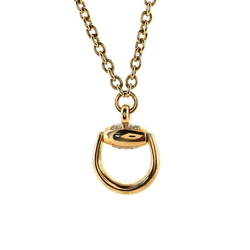 Gucci Horsebit Anhänger Halskette 18K Gelbgold mit Diamanten Groß im Zustand „Gut“ in New York, NY