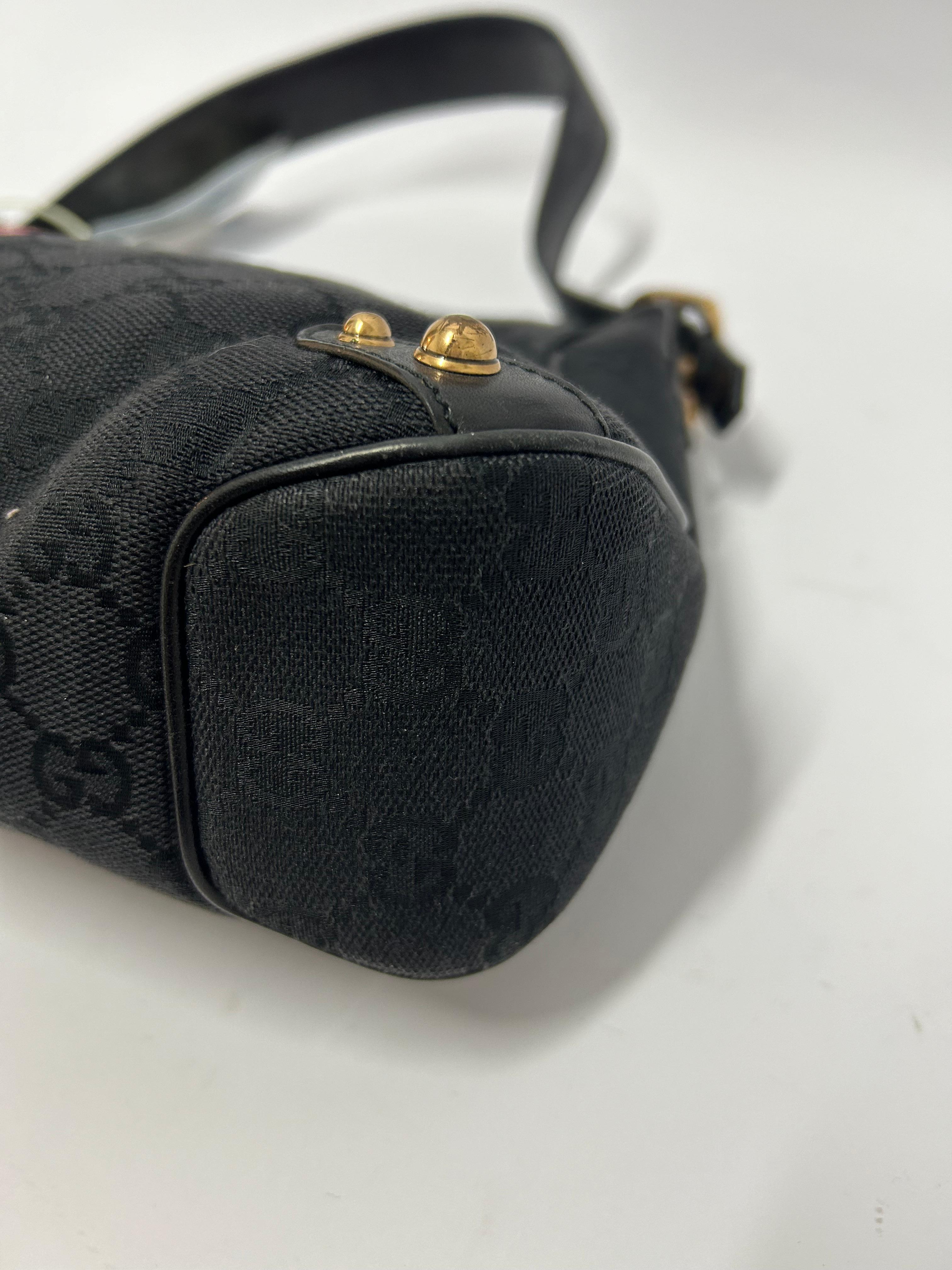 Gucci Horsebit Shoulder Bag For Sale 10