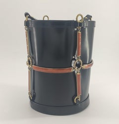 GUCCI Horsebit Shoulder bag in Black Leather