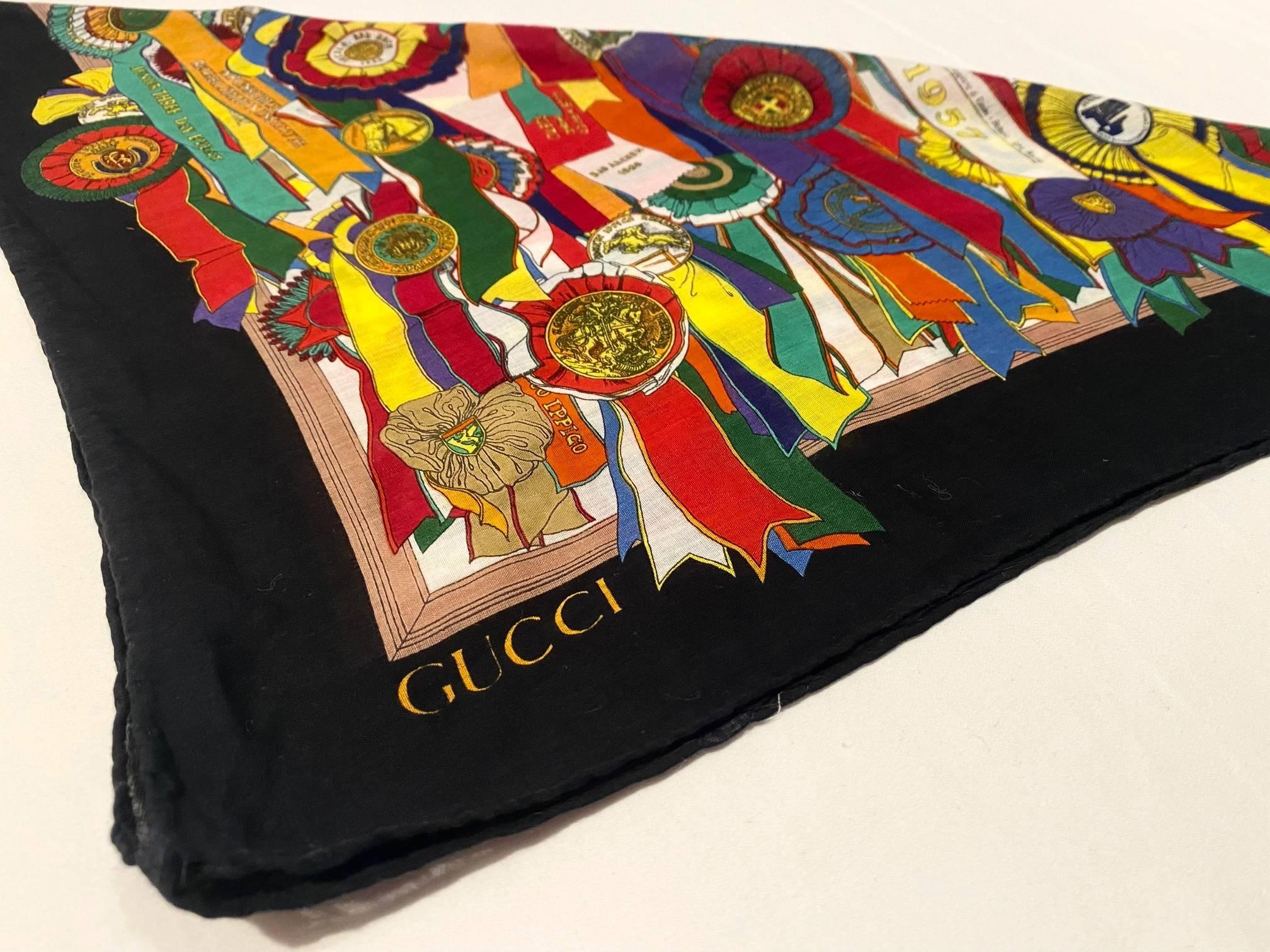 Gucci neck scarf handkerchief, horse-riding rosettes multicolor print, 100% cotton, Made in Italy
Condition: 1980s, very good vintage 
Measurements: 18x18in / 45x45cm