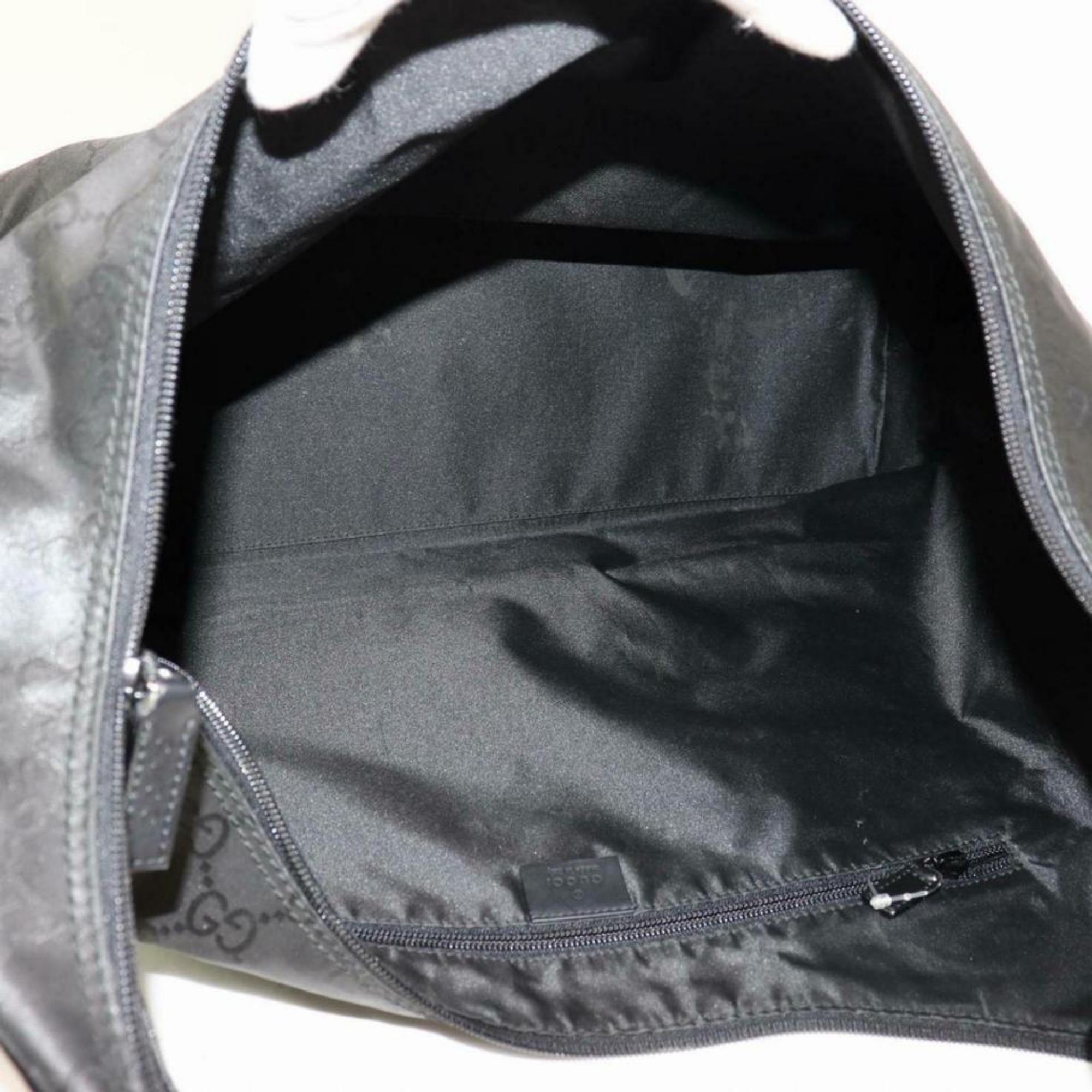 Gucci Huge Extra Large Signature Jumbo Hobo 870240 Black Nylon Shoulder Bag For Sale 5