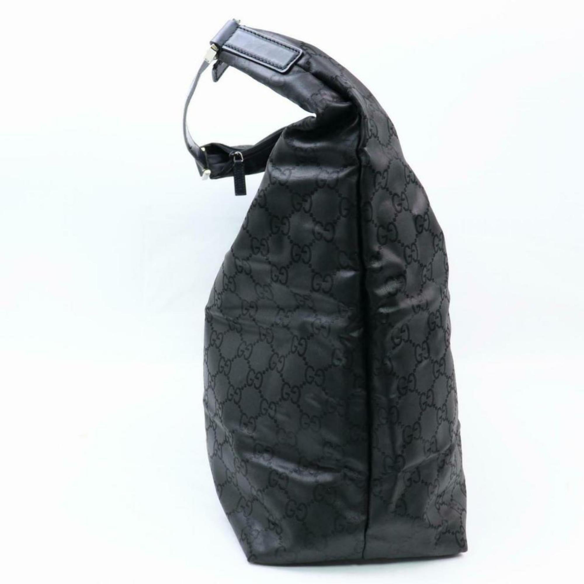Gucci Huge Extra Large Signature Jumbo Hobo 870240 Black Nylon Shoulder Bag For Sale 2