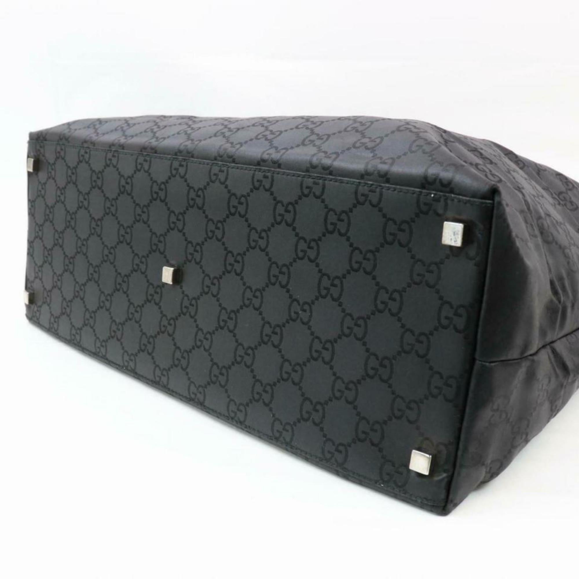 Gucci Huge Extra Large Signature Jumbo Hobo 870240 Black Nylon Shoulder Bag For Sale 3