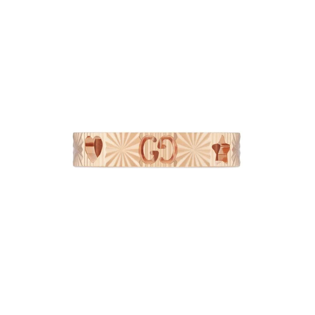 Gucci Icon 18ct Rose Gold Heart Band Ring YBC729460001

The latest silhouettes for the Icon line offer new refined and contemporary executions of signature pieces. Intricate engraved details offer a magical touch, such as the heart motif that