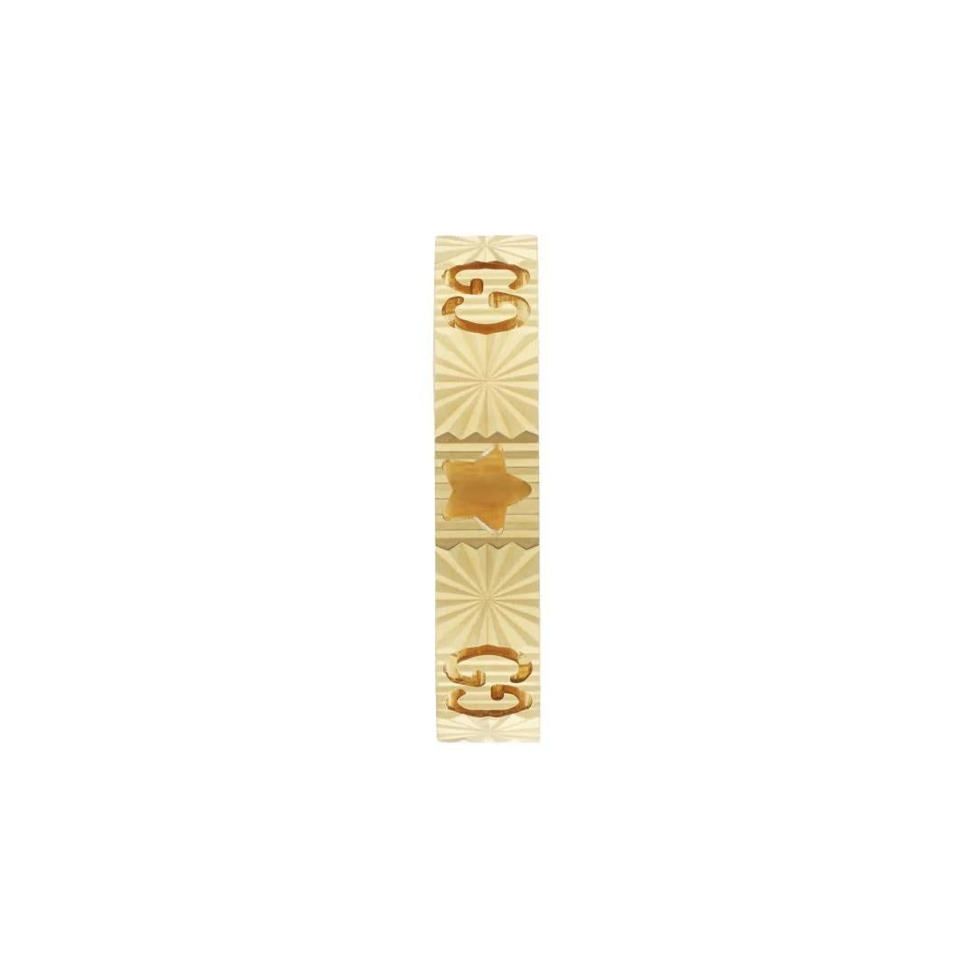 Gucci Icon 18ct Yellow Gold Star Band Ring YBC727729001

This precious ring is presented in 18ct yellow gold with a delicate band featuring the GG motif. The piece's focal point is a cut-out star, that recalls the Gucci Cosmogonie fashion show.