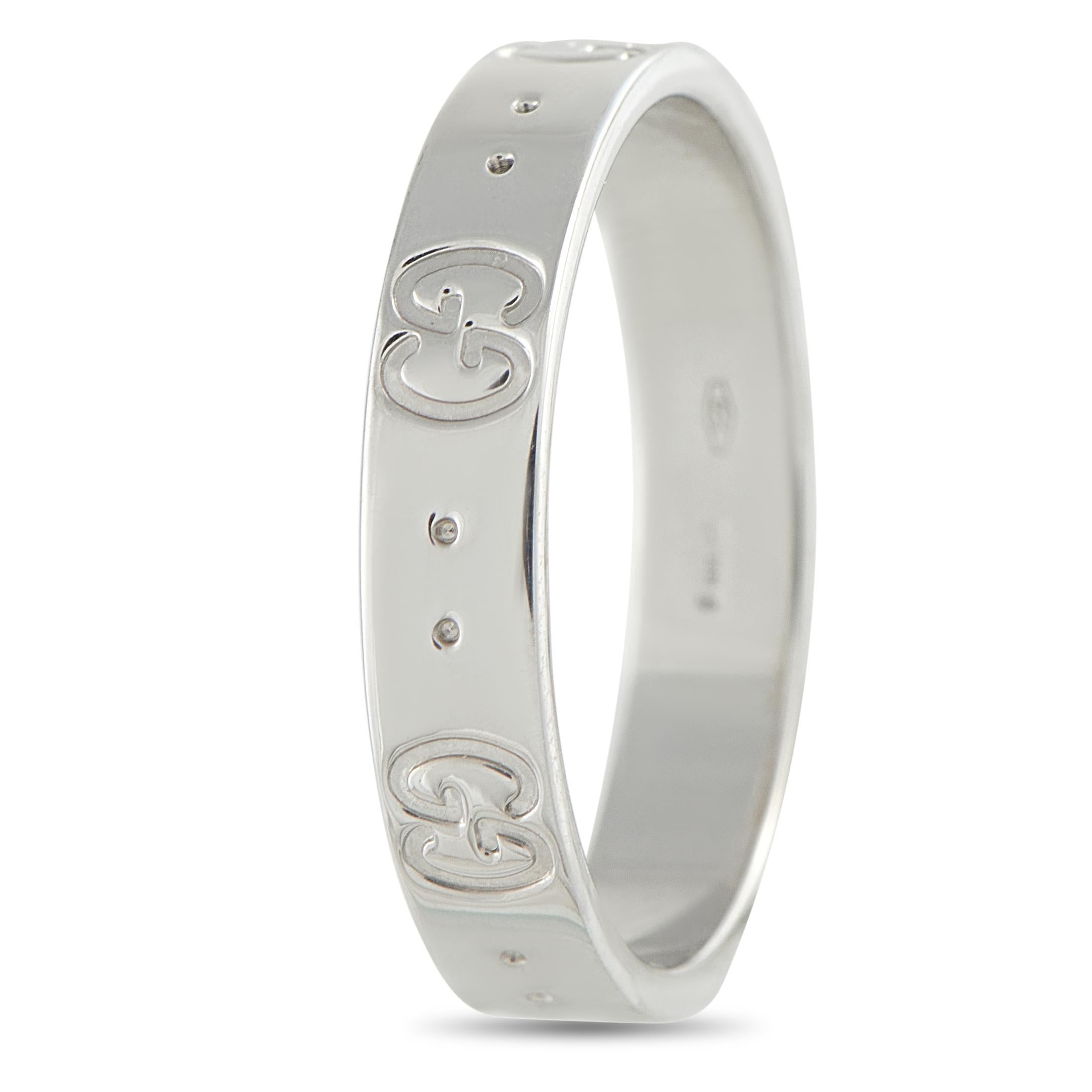 This Gucci Icon ring is chic and incredibly contemporary. The brands signature GG motif adds a touch of luxury to the sleek, stylish 18K White Gold band. It measures 5mm wide and features a 1mm top height, making it an ideal piece for everyday