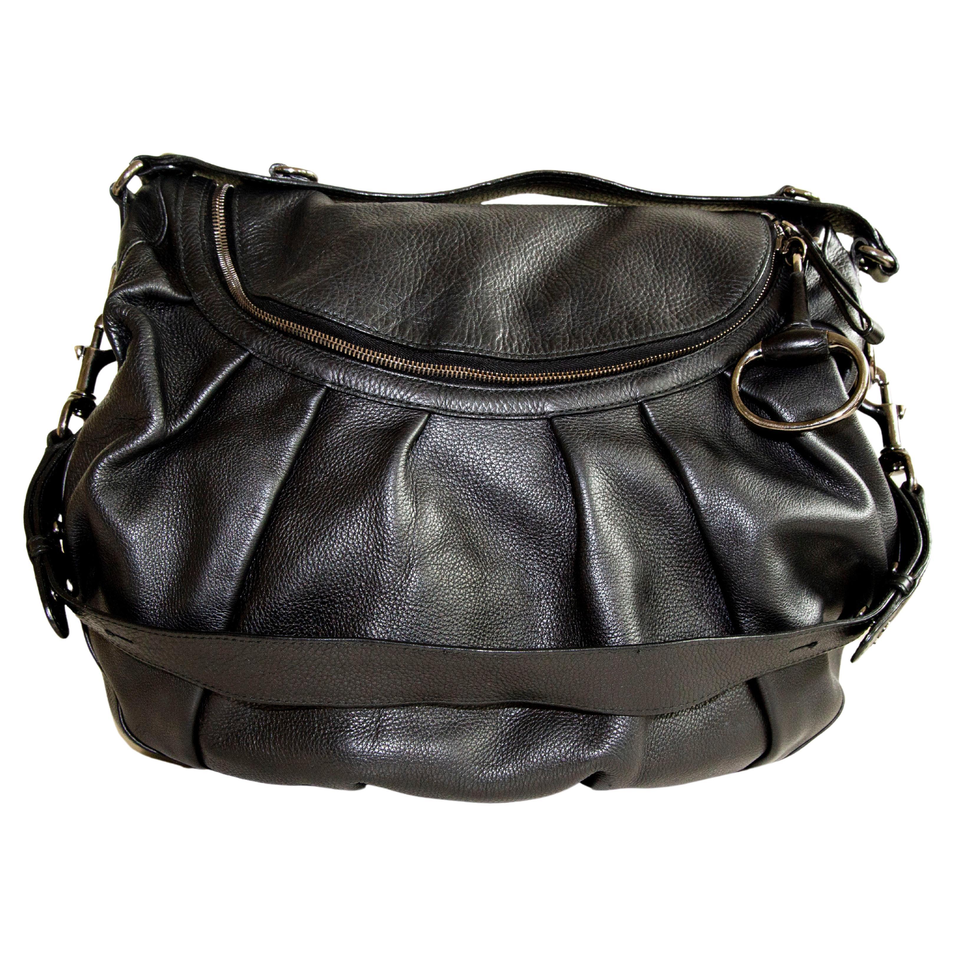 Gucci Icon Bit Medium Pebbled Leather Shoulder Bag in Black Leather For Sale