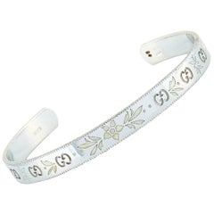 Gucci Icon Blossom 18 Karat White Gold and White Enamel Bracelet