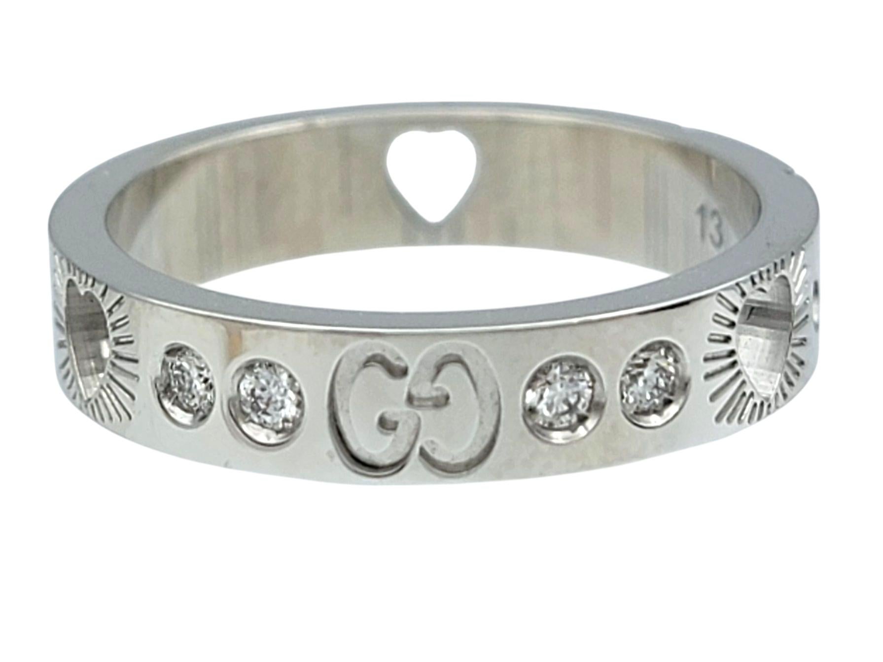 Gucci Icon Diamond Band Ring with Heart Cutout in 18 Karat White Gold, Size 6.25 In Good Condition For Sale In Scottsdale, AZ