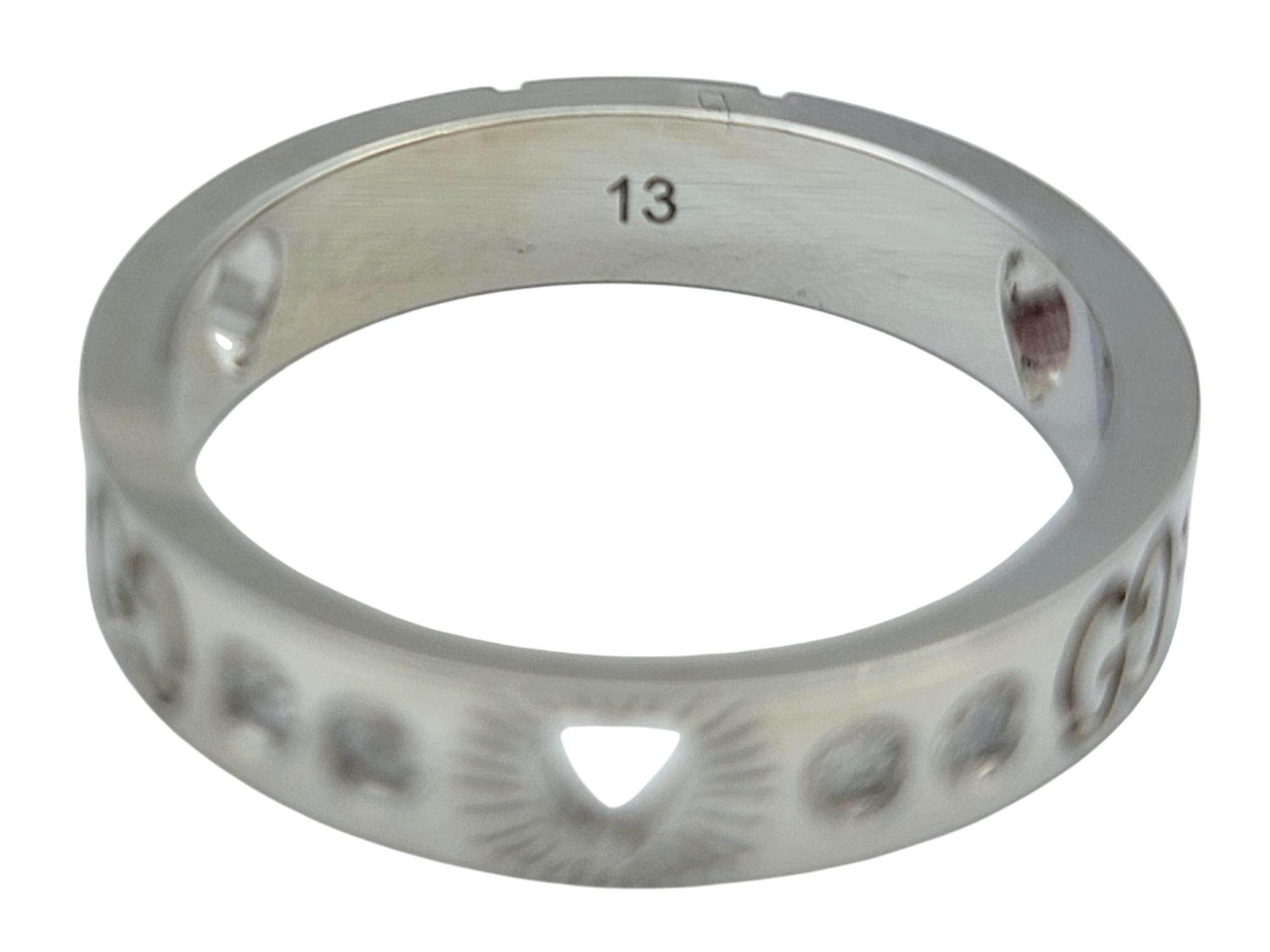 Gucci Icon Diamond Band Ring with Heart Cutout in 18 Karat White Gold, Size 6.25 For Sale 1