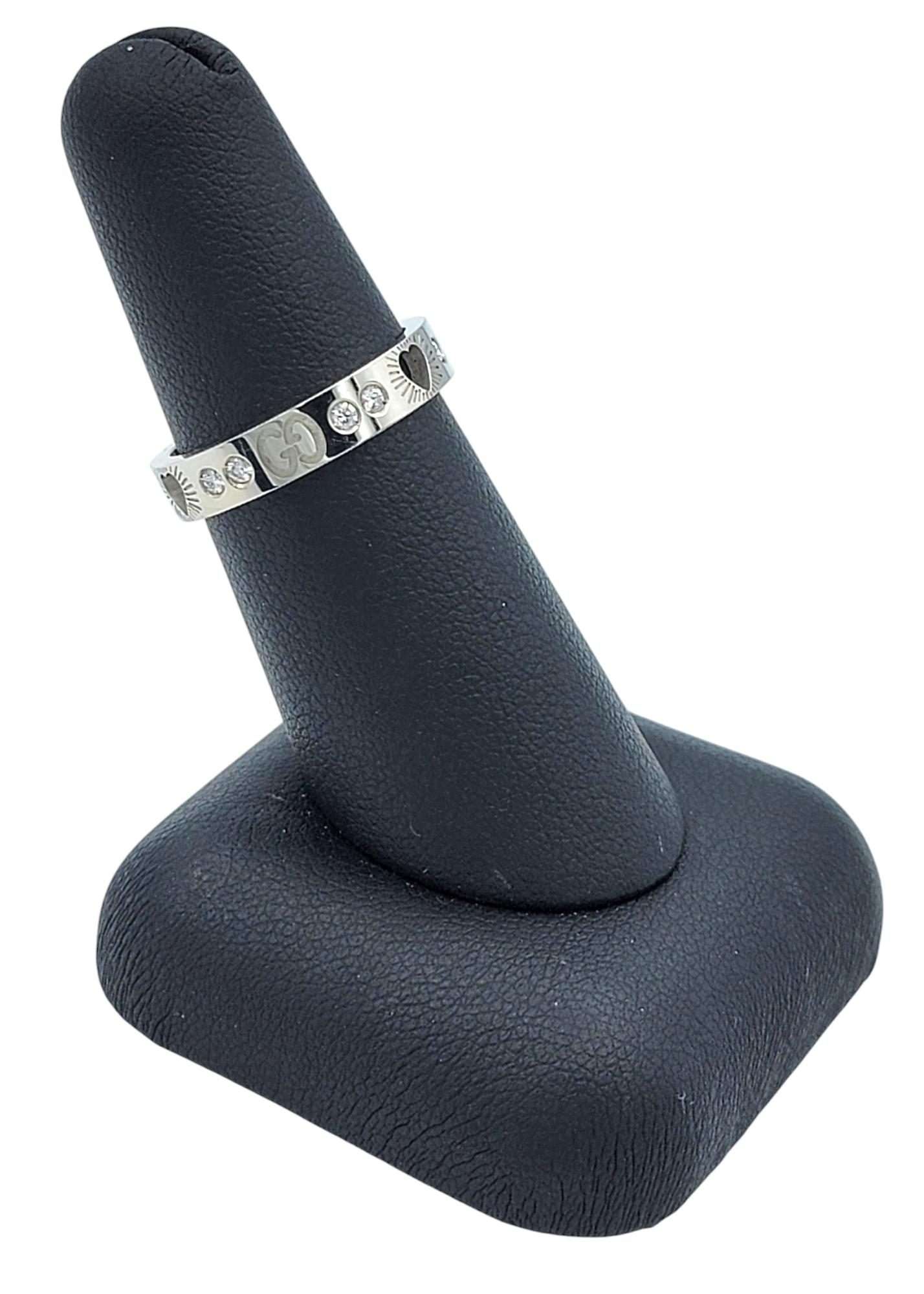 Gucci Icon Diamond Band Ring with Heart Cutout in 18 Karat White Gold, Size 6.75 For Sale 4