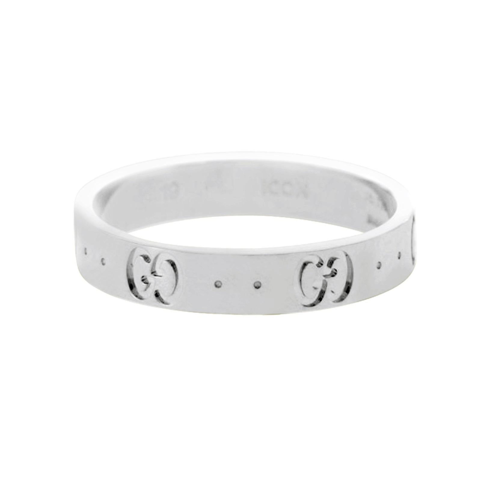 Gucci Icon Logo 18 Karat White Gold Wide Ring For Sale