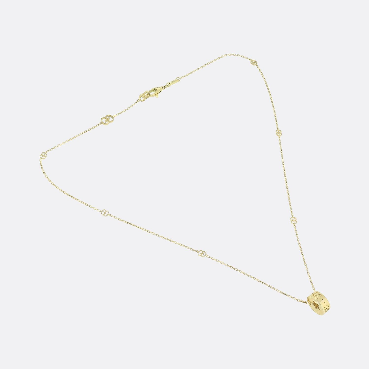 Women's or Men's Gucci Icon Star Necklace For Sale