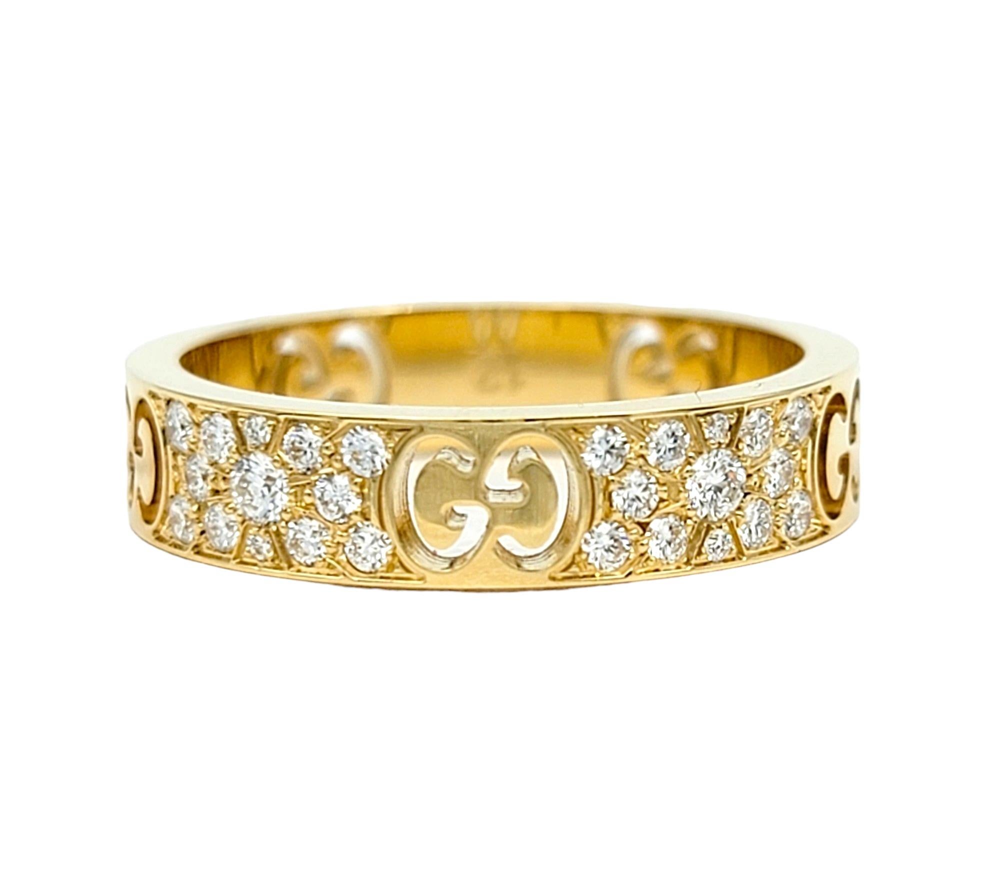 Round Cut Gucci Icon Stardust Pavé Diamond Band Ring Set in Polished 18 Karat Yellow Gold For Sale